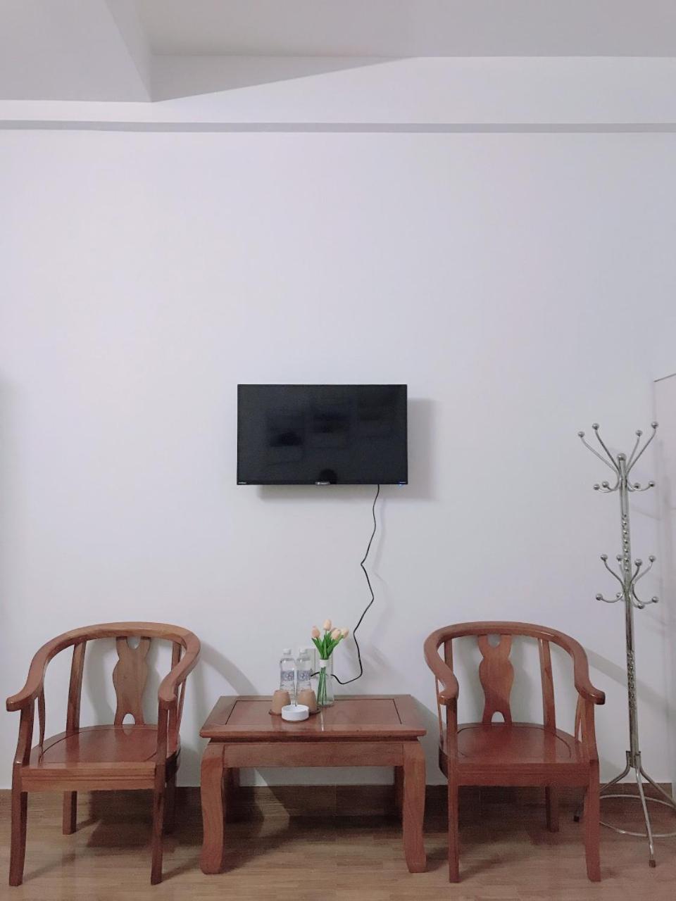 Family Room With Garden View photo 3