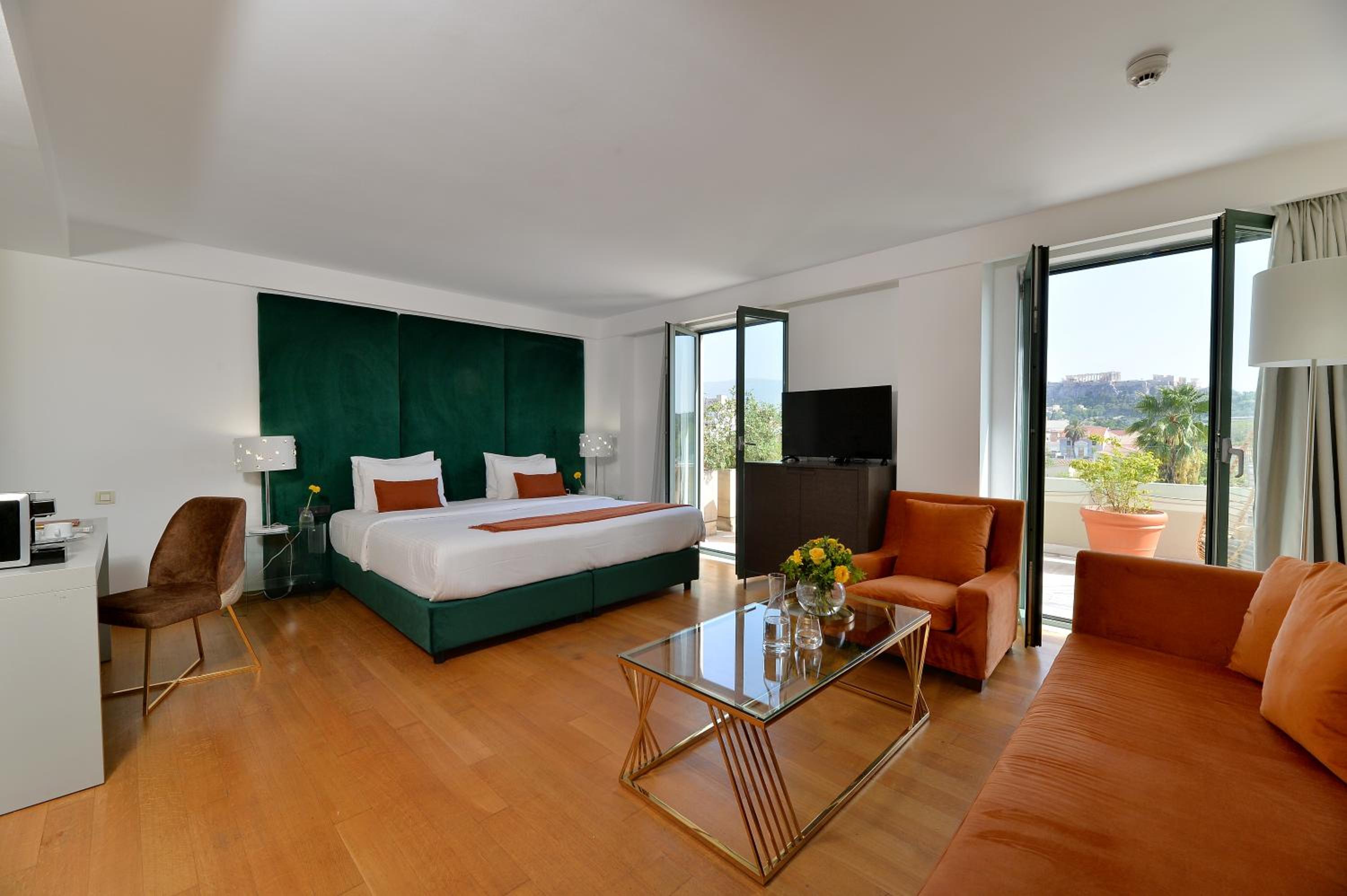 Executive Suite with Acropolis View thumbnail 5