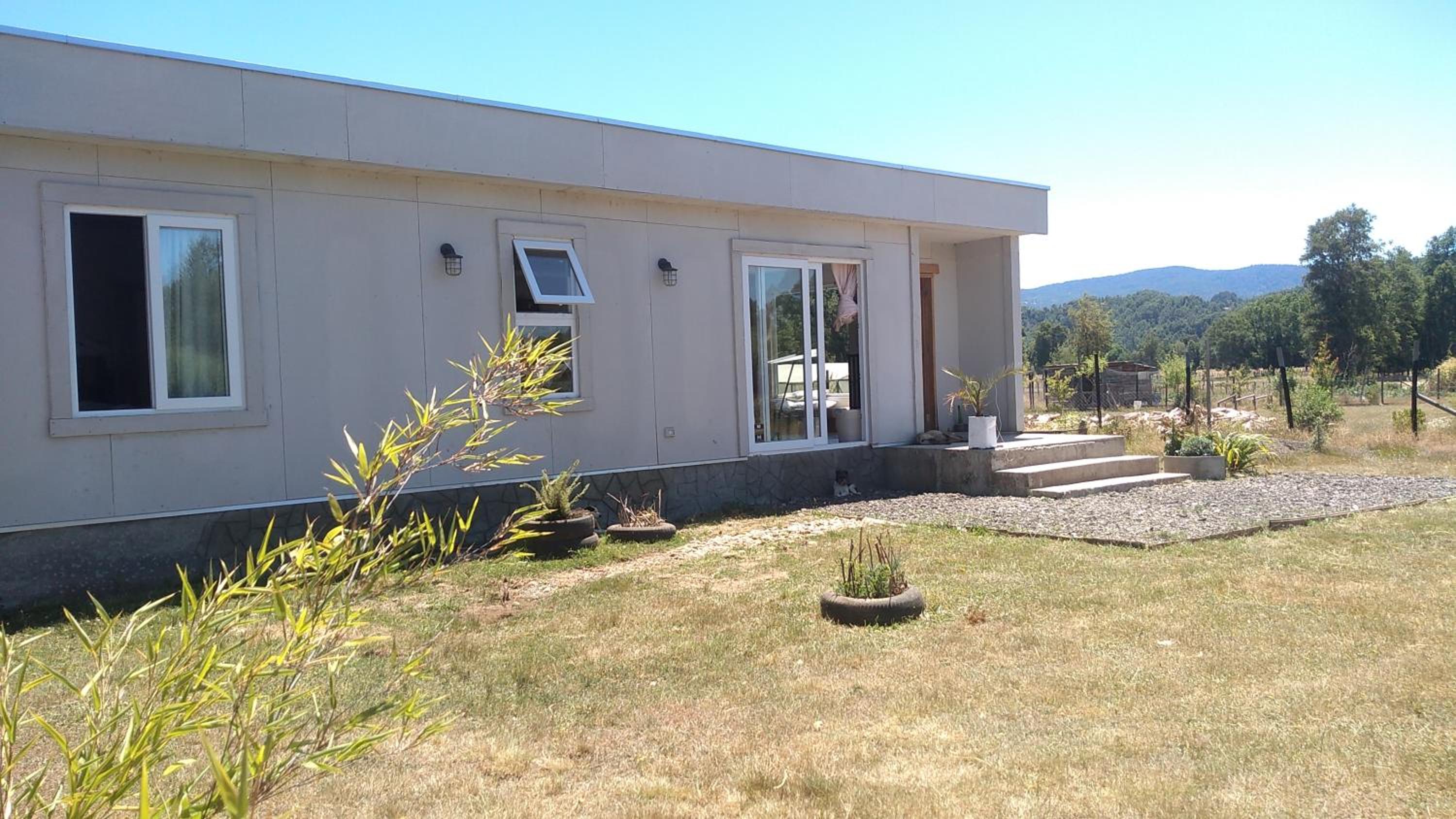 One-Bedroom House photo 1