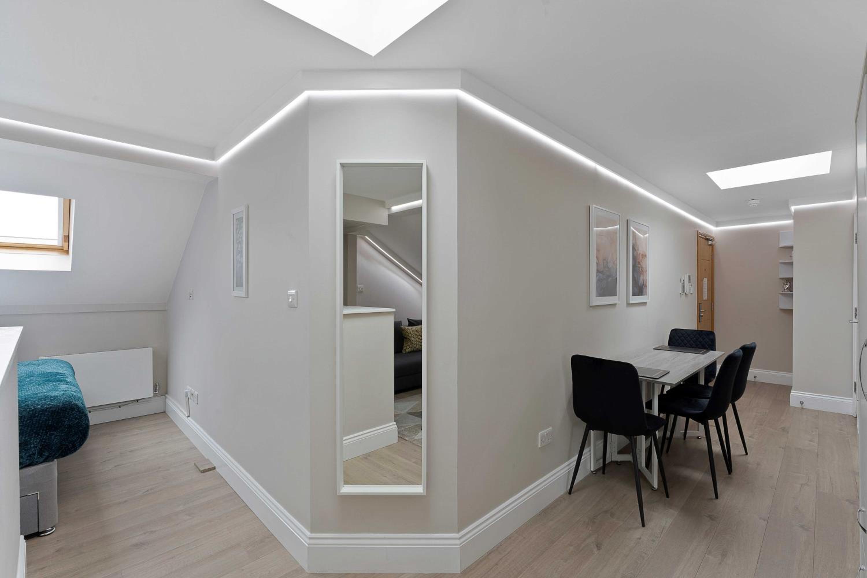 Family Studio Suite with Double Sofa Bed photo 2