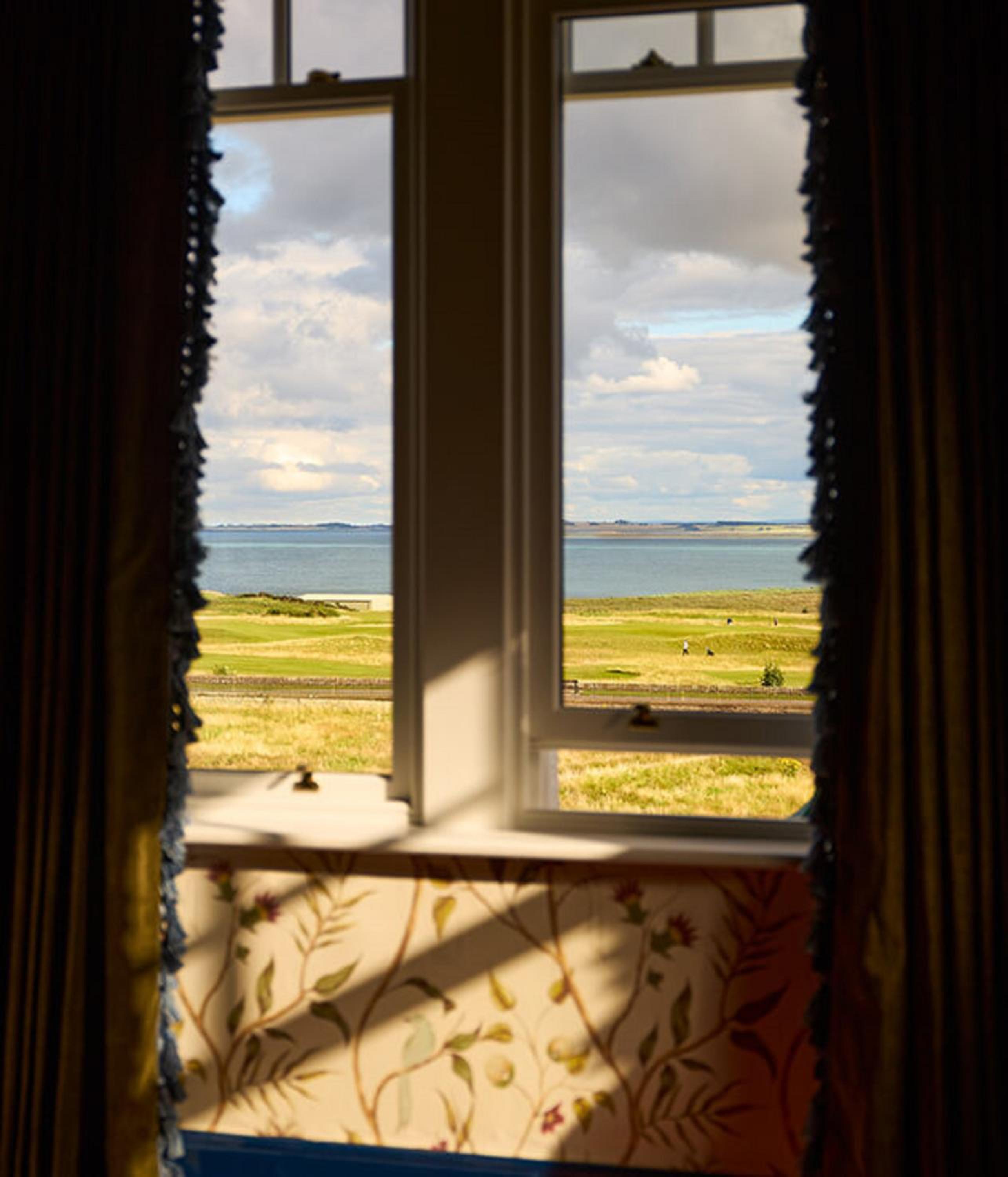 Junior Suite with Sea View - Photo 3