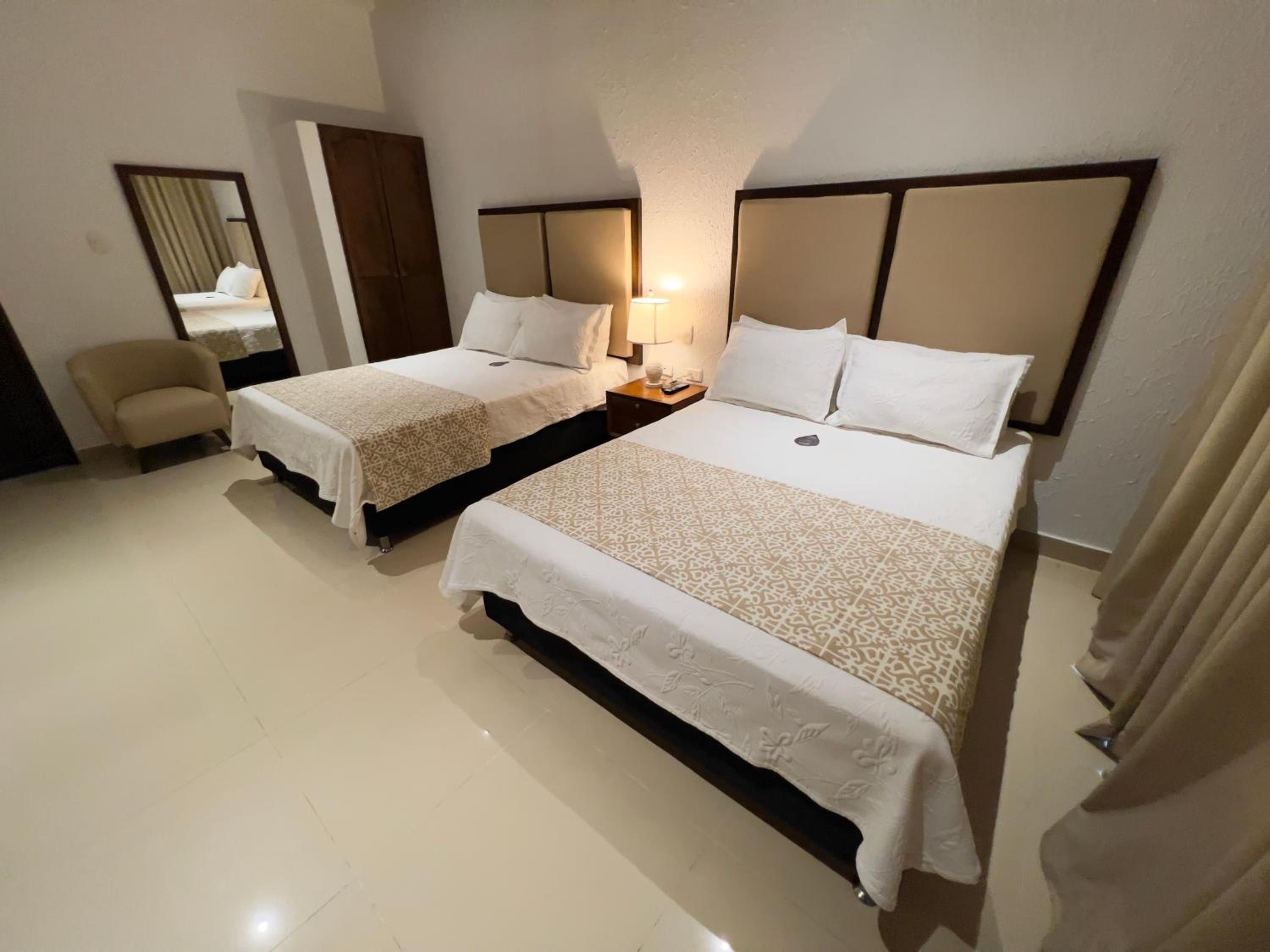 Superior Double Room - Photo 10