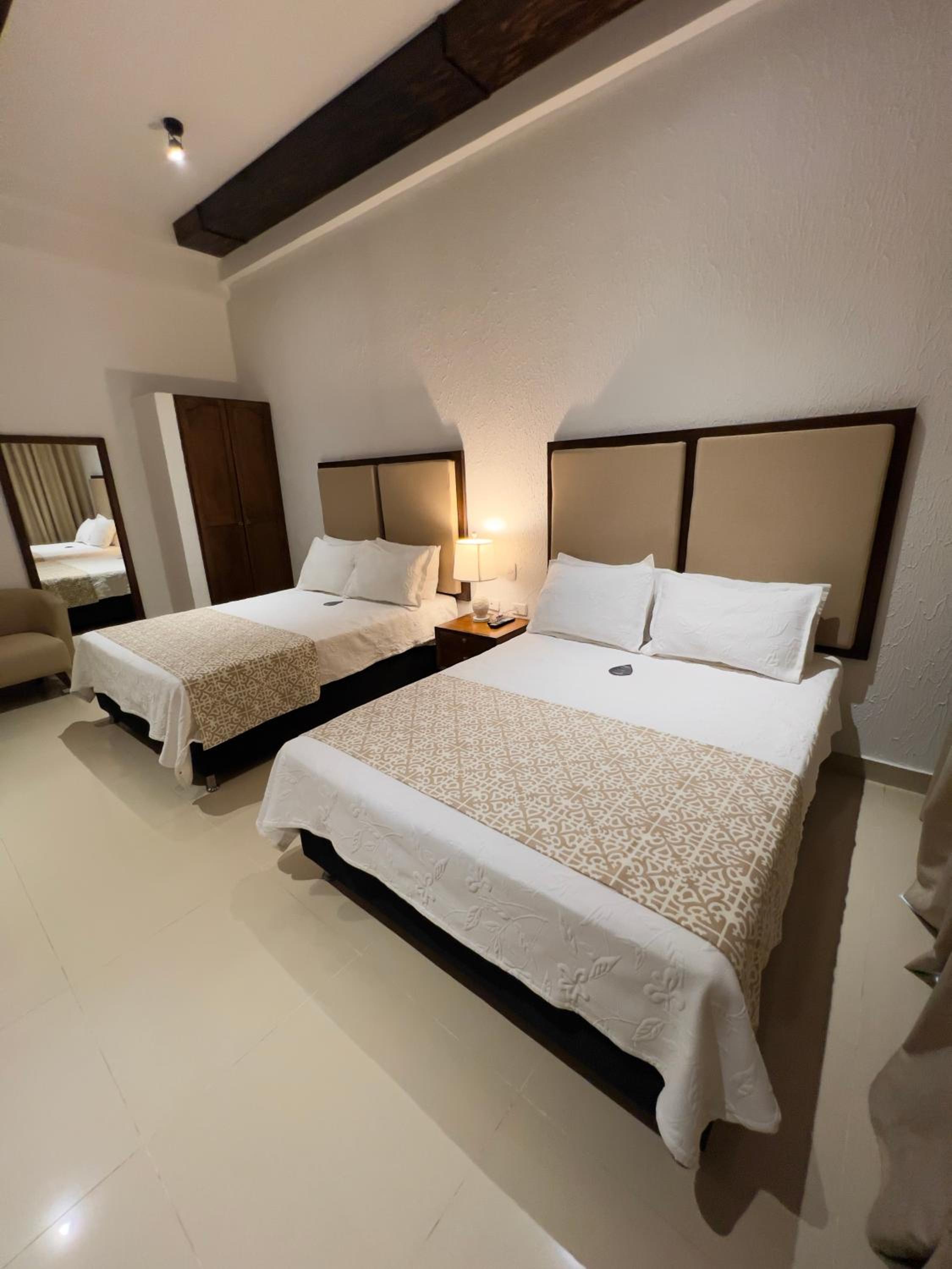 Superior Double Room - Photo 2