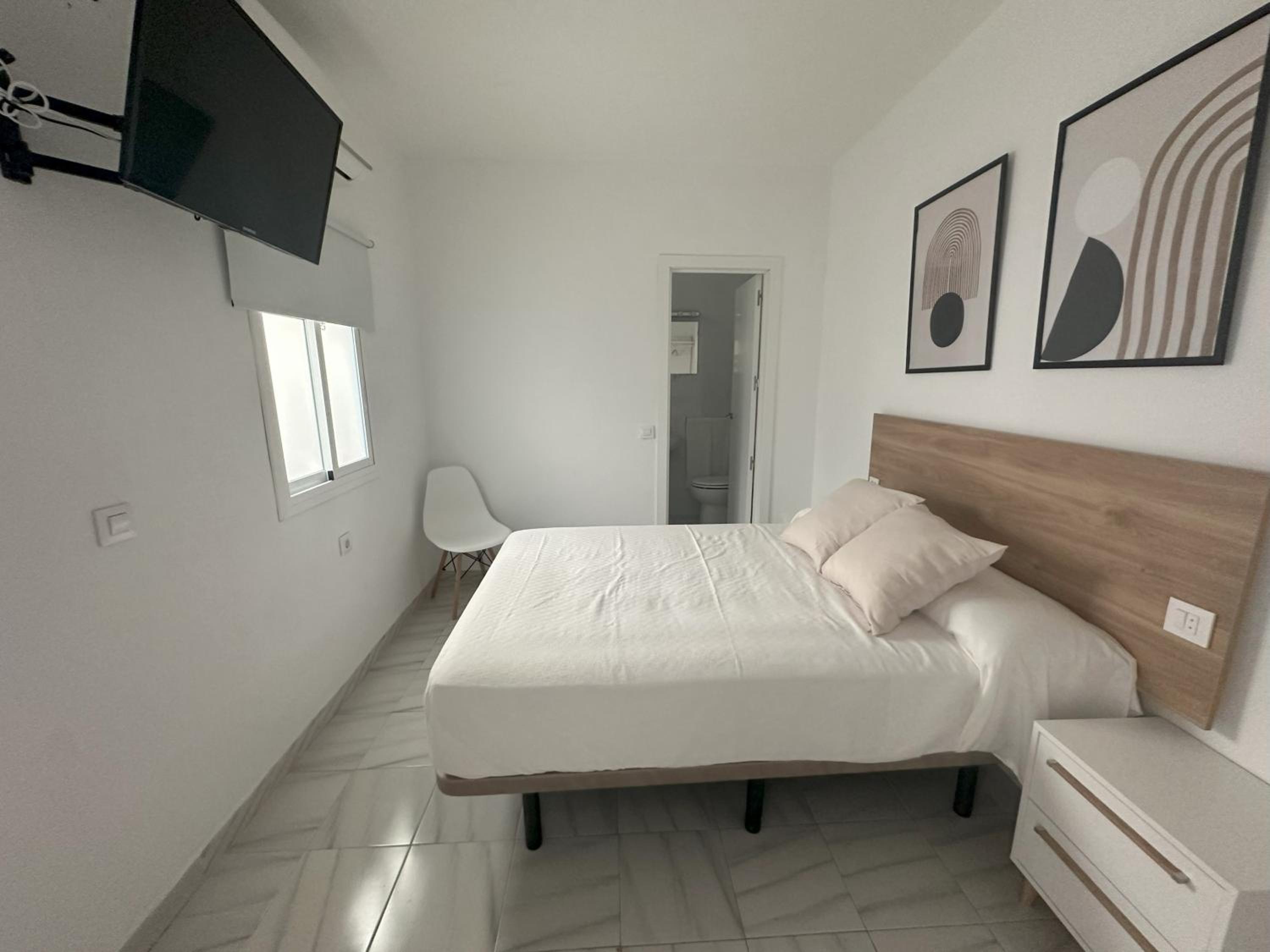 Standard Twin Room photo 3