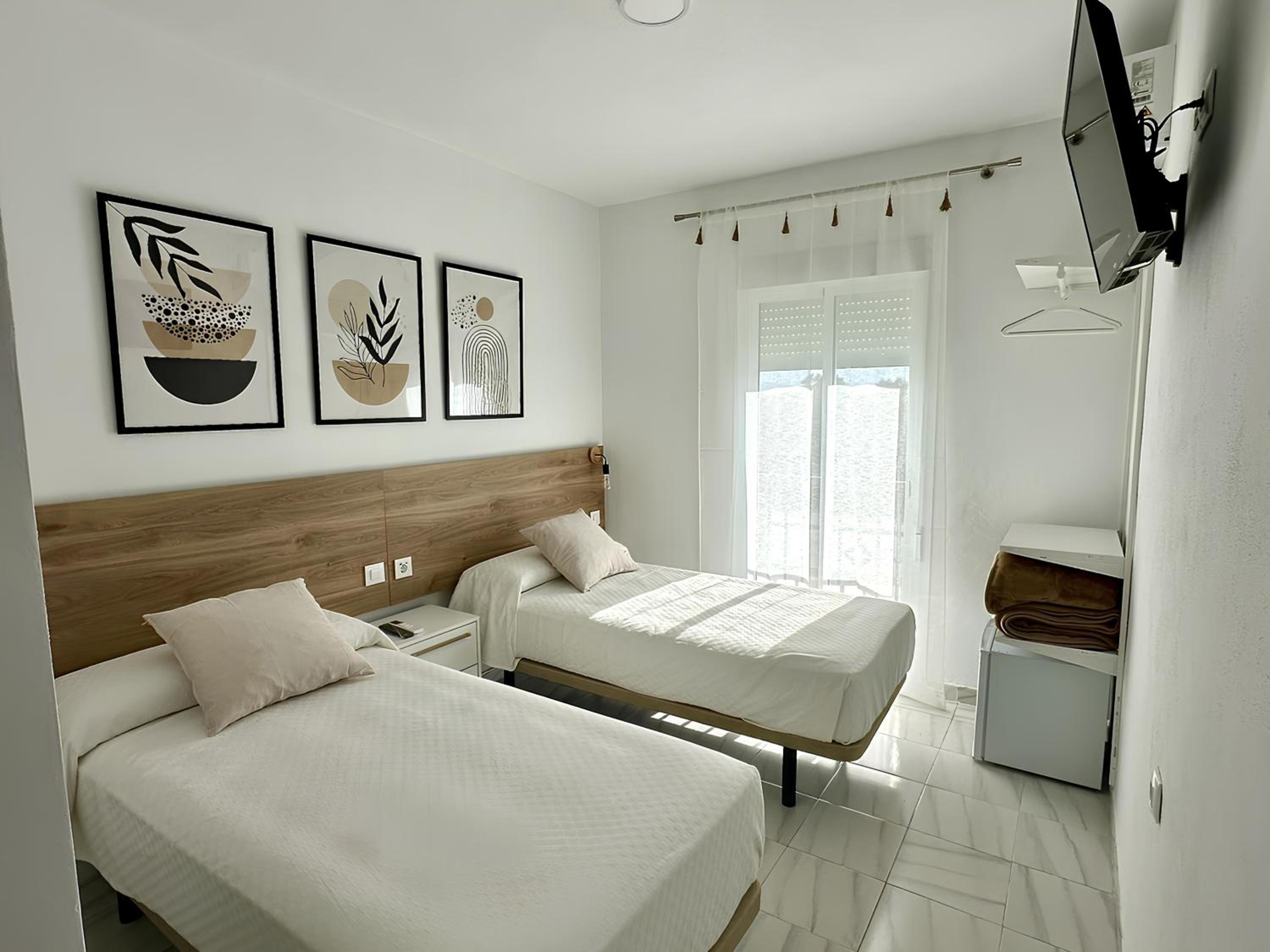 Standard Twin Room photo 2