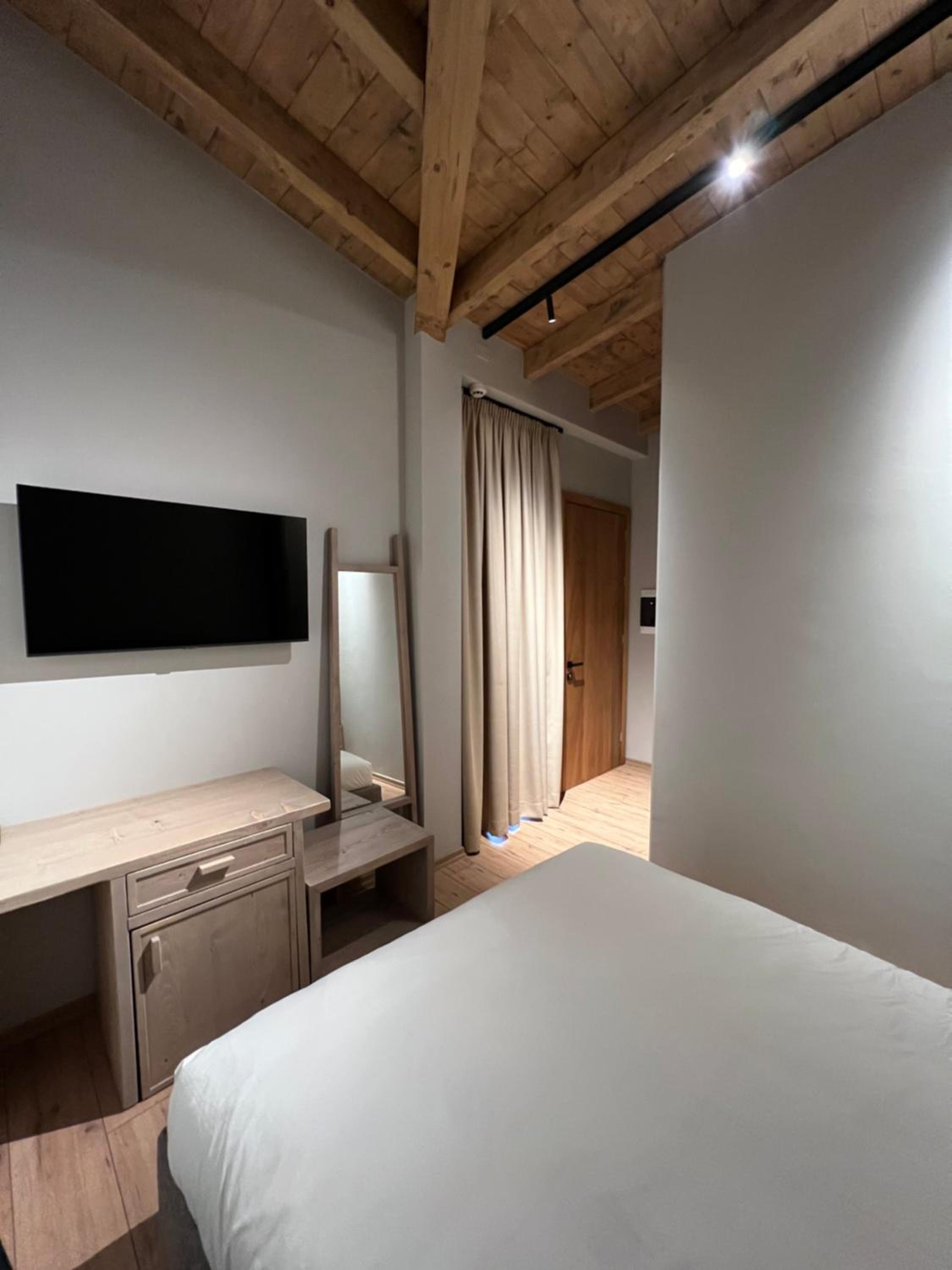 Standard Double Room: Ulqin