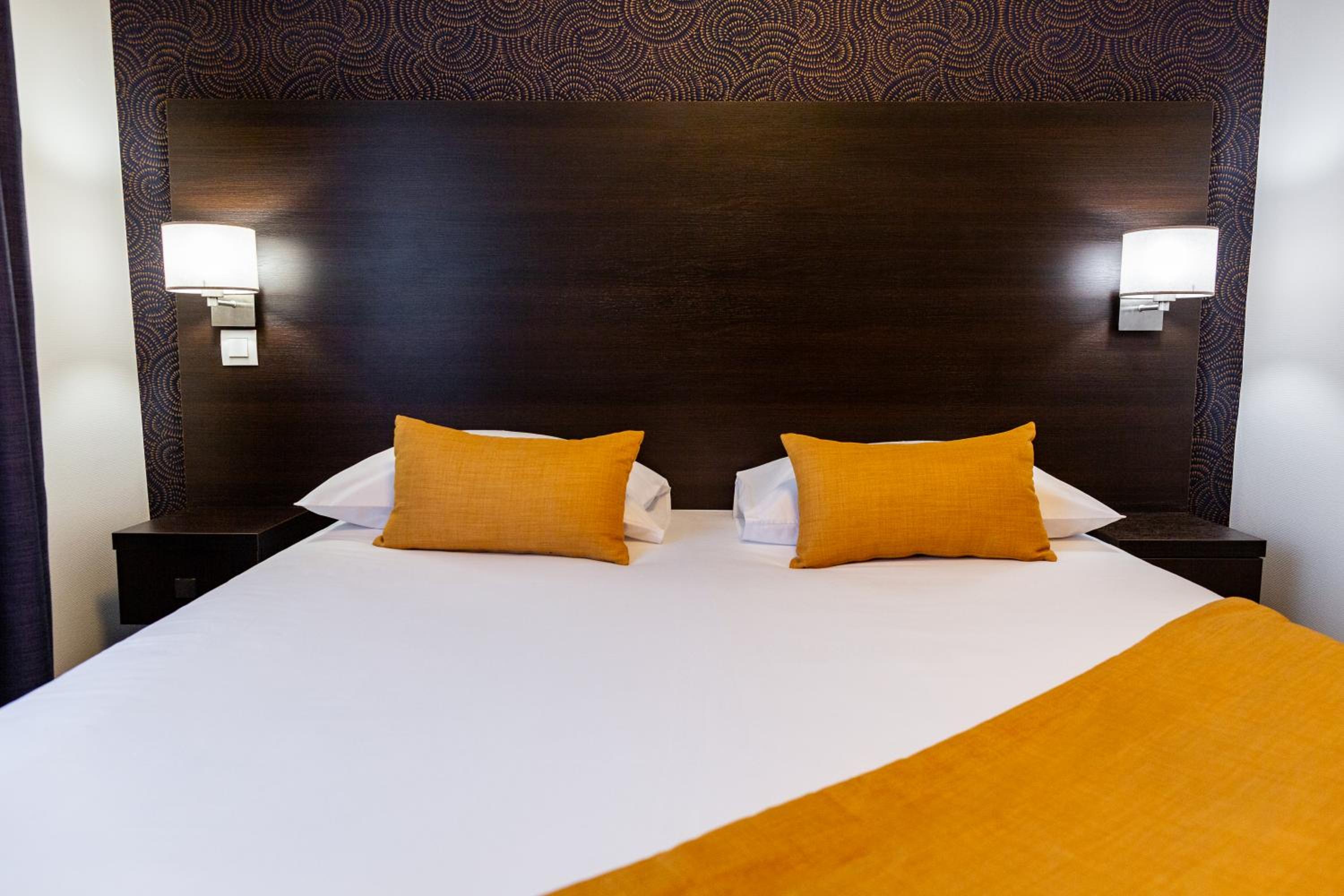 Small Double Room photo 2