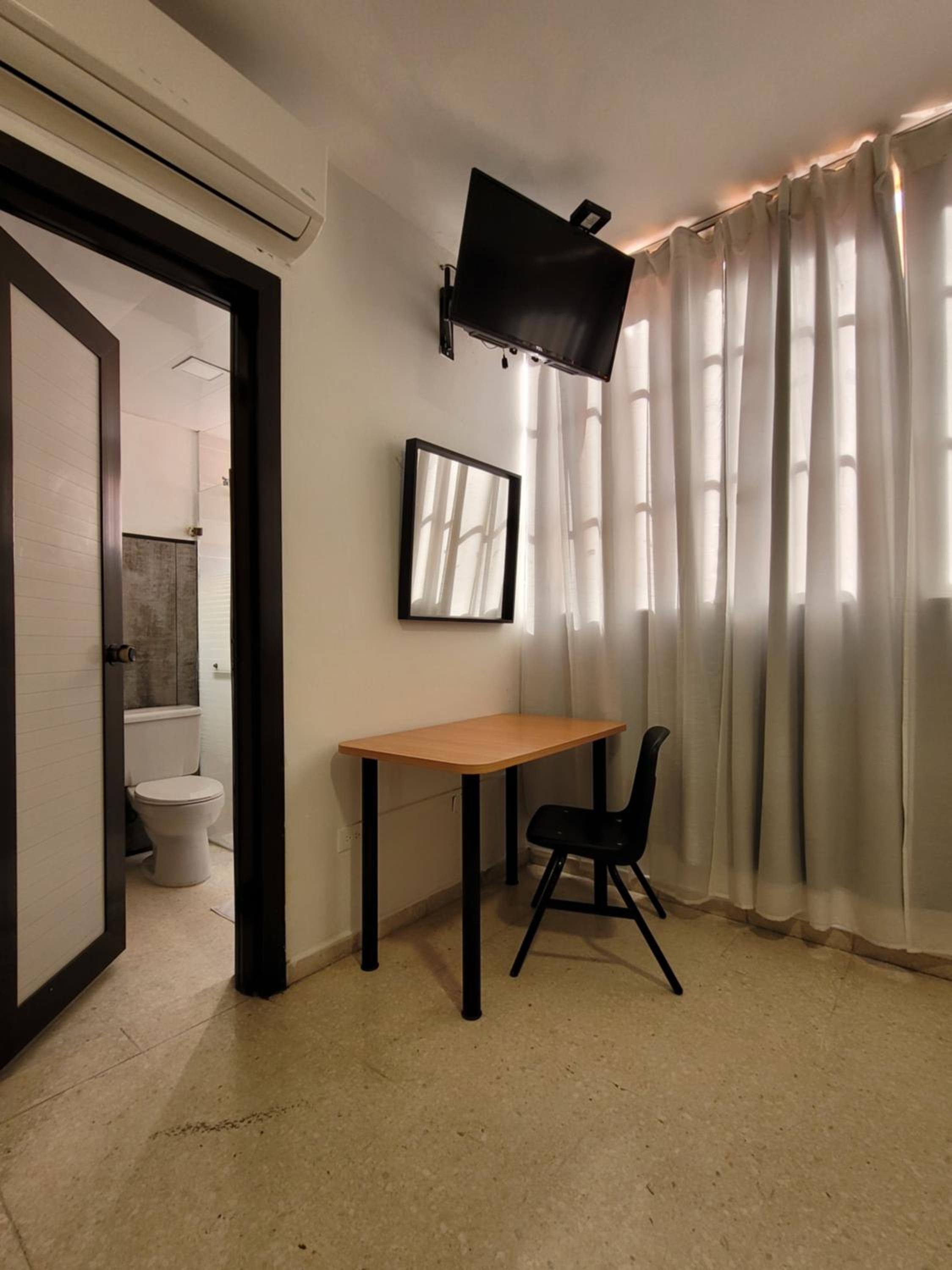 Standard Single Room photo 2