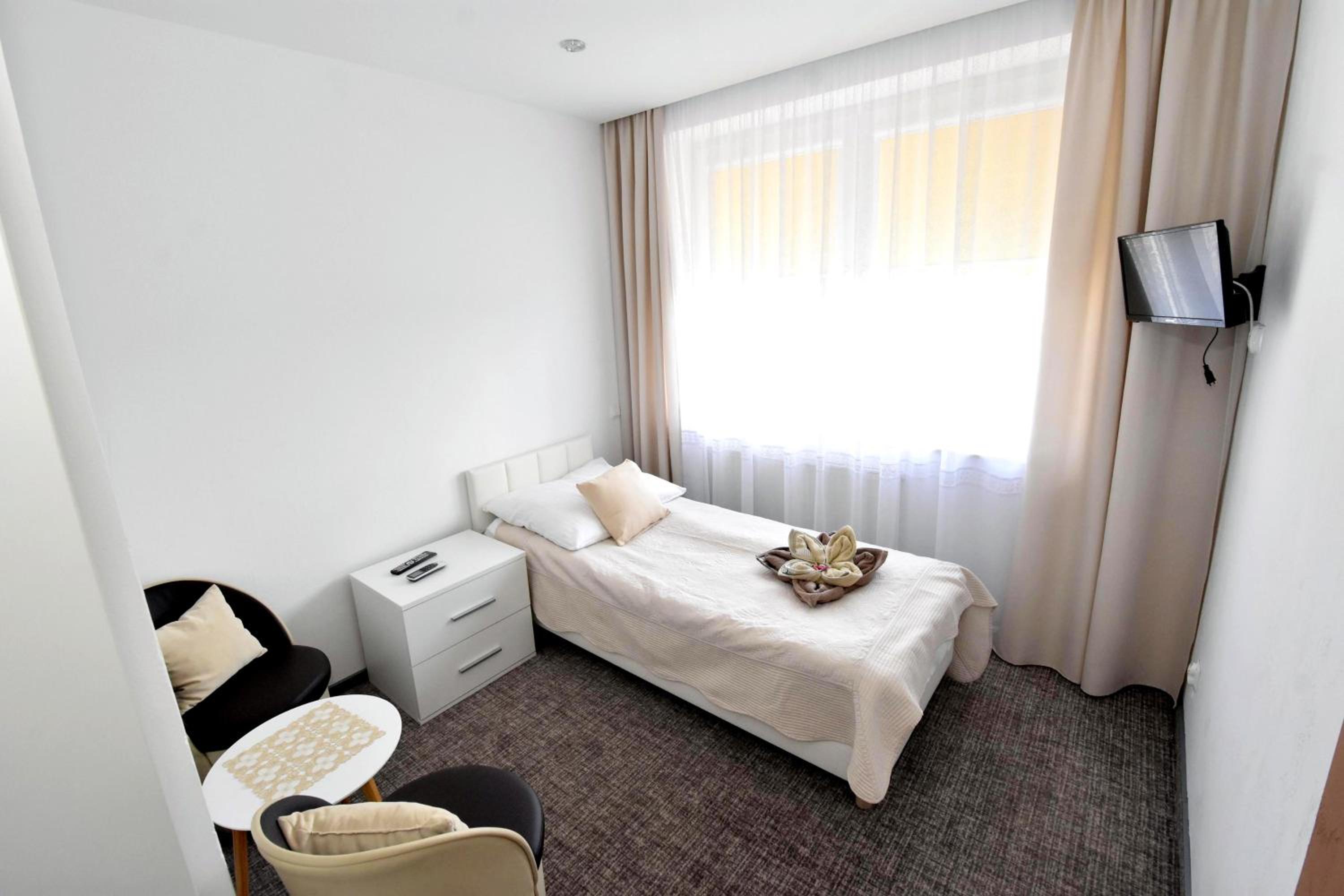 Deluxe Single Room