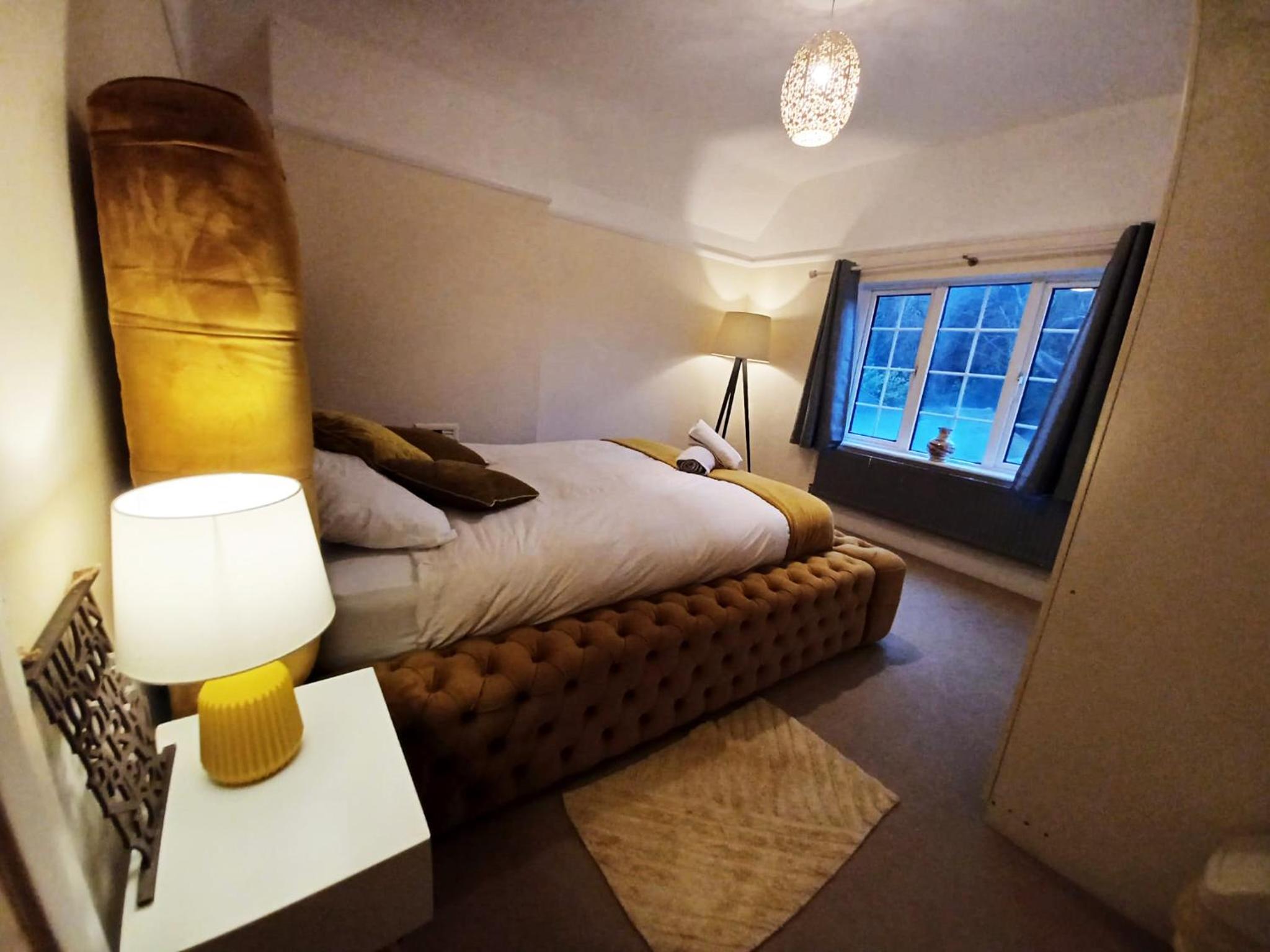Deluxe King Room photo 3