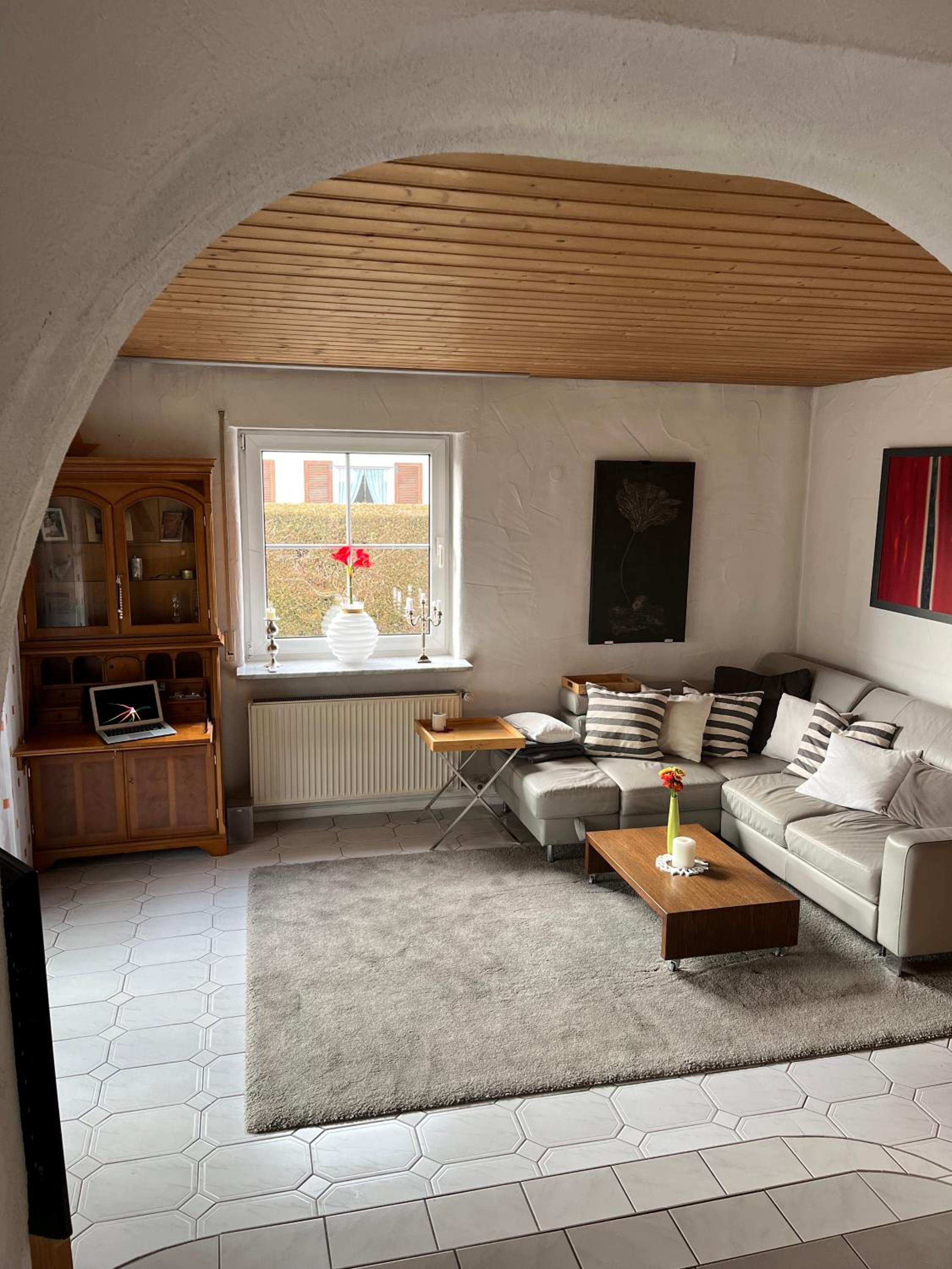 Apartment - Ground Floor photo 2