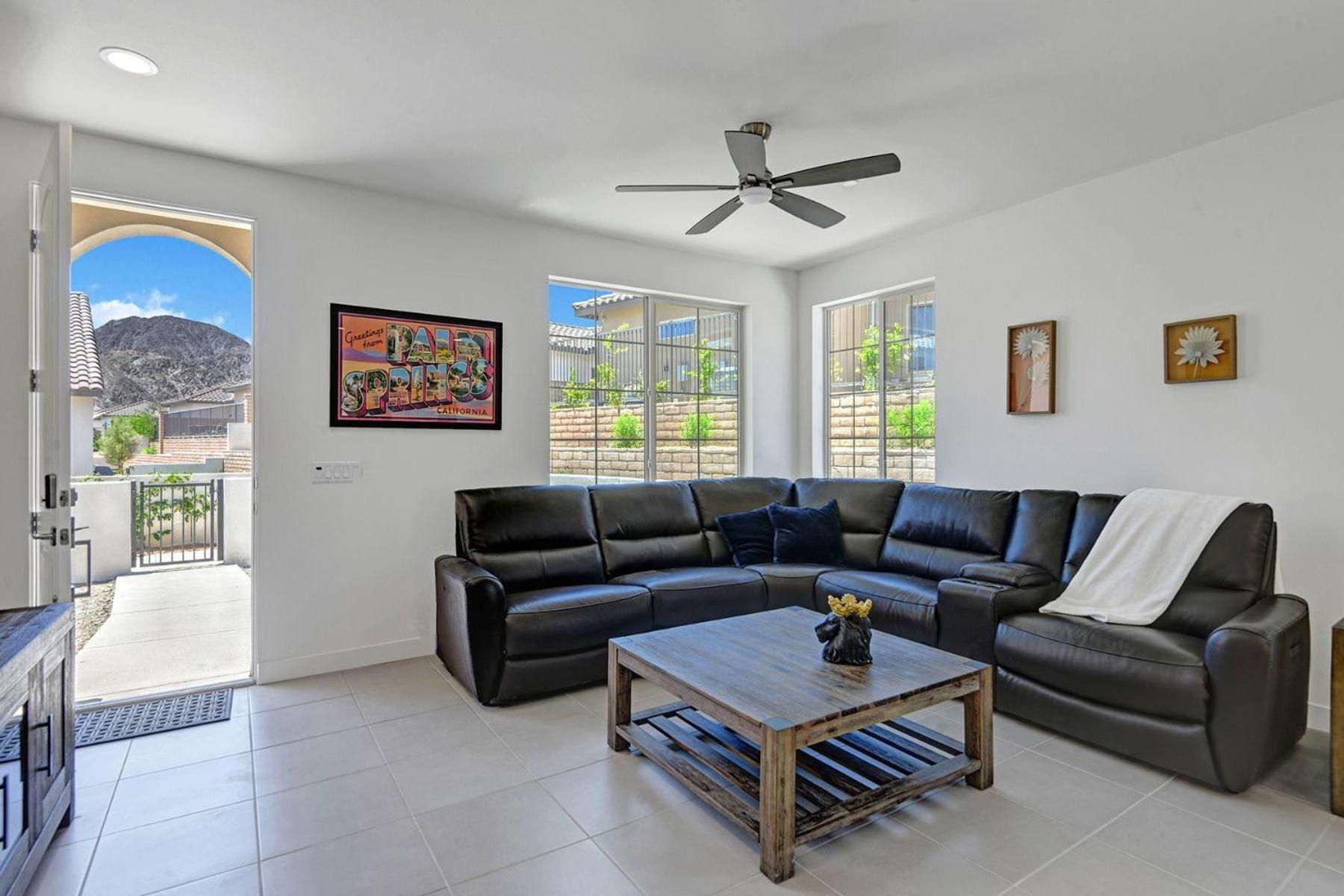 Four-Bedroom Holiday Home photo 1