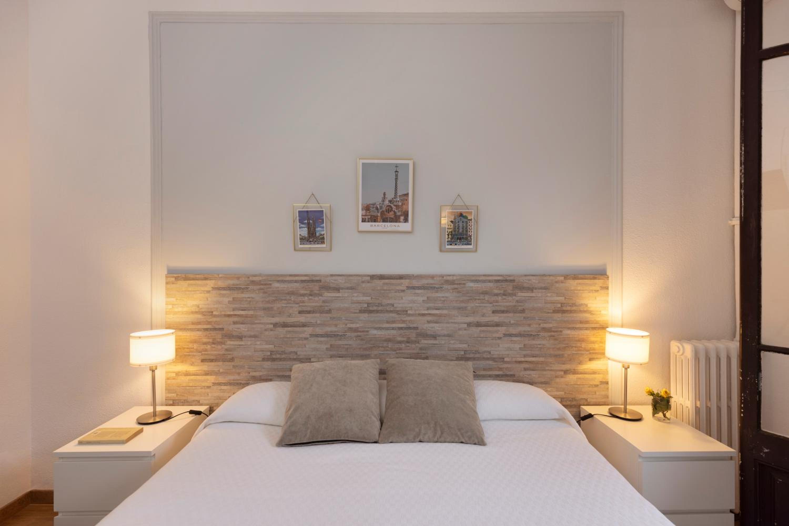 Double Room with Private Bathroom photo 2
