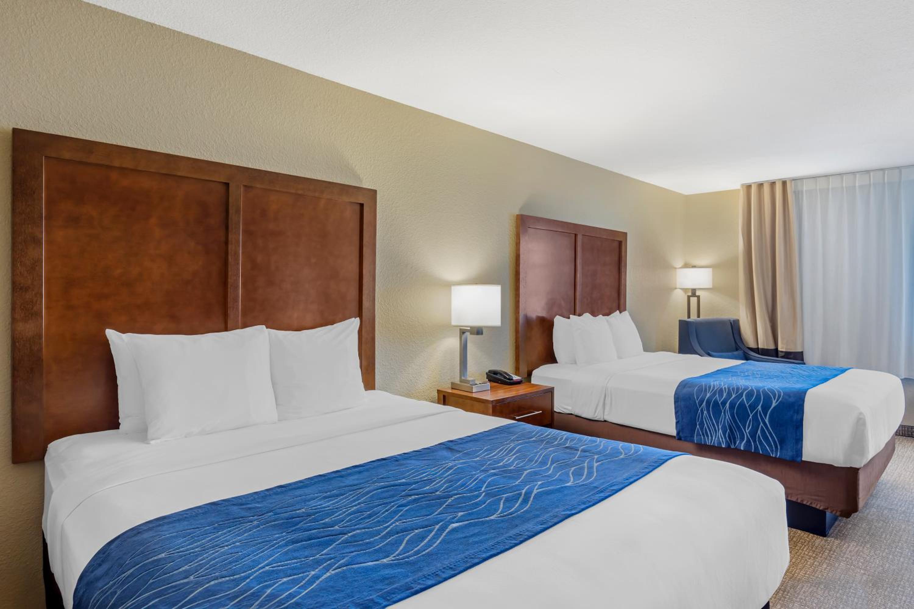 Queen Room with Two Queen Beds - Disability Access - Photo 1