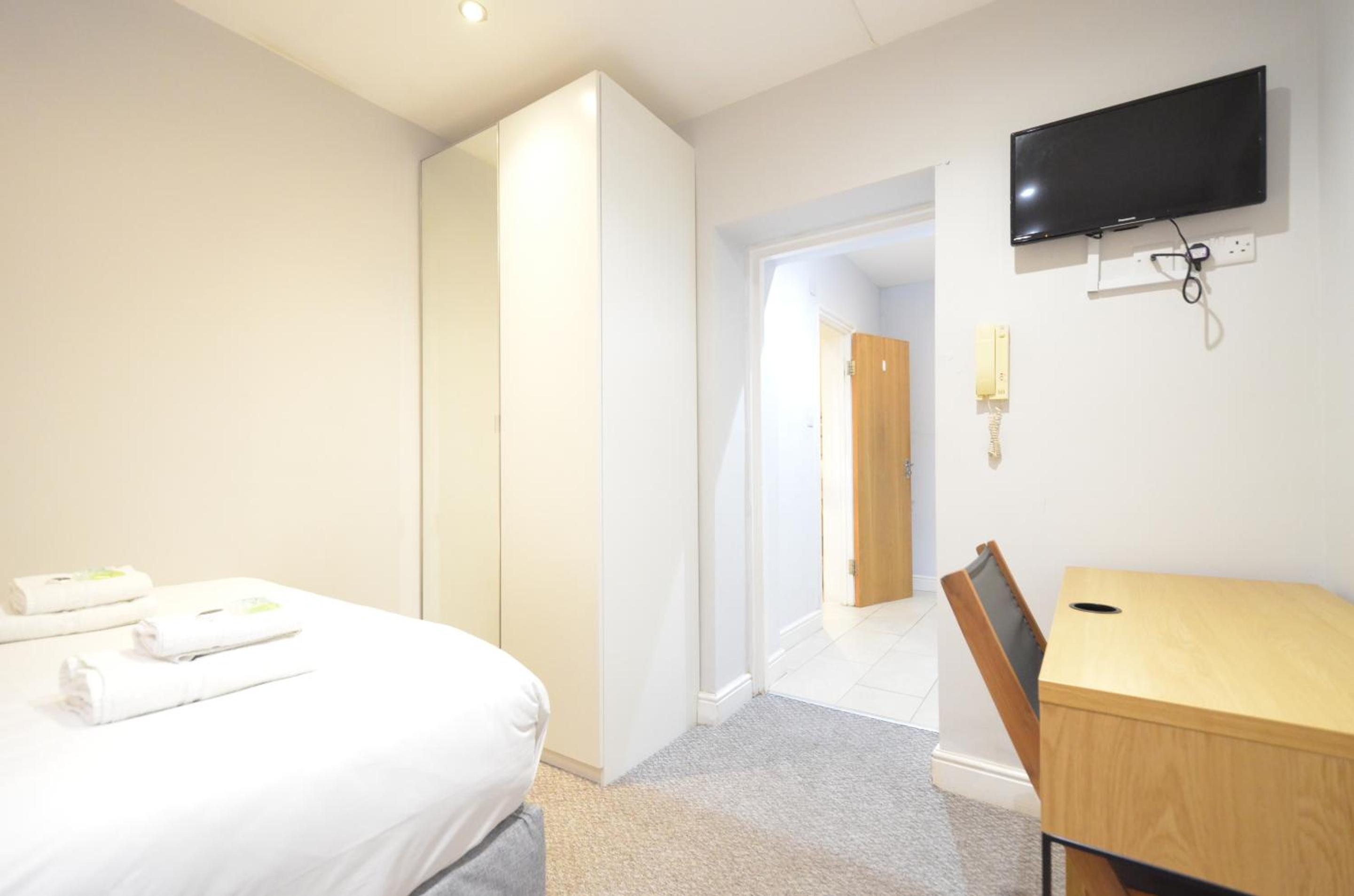 Standard Single Room photo 2