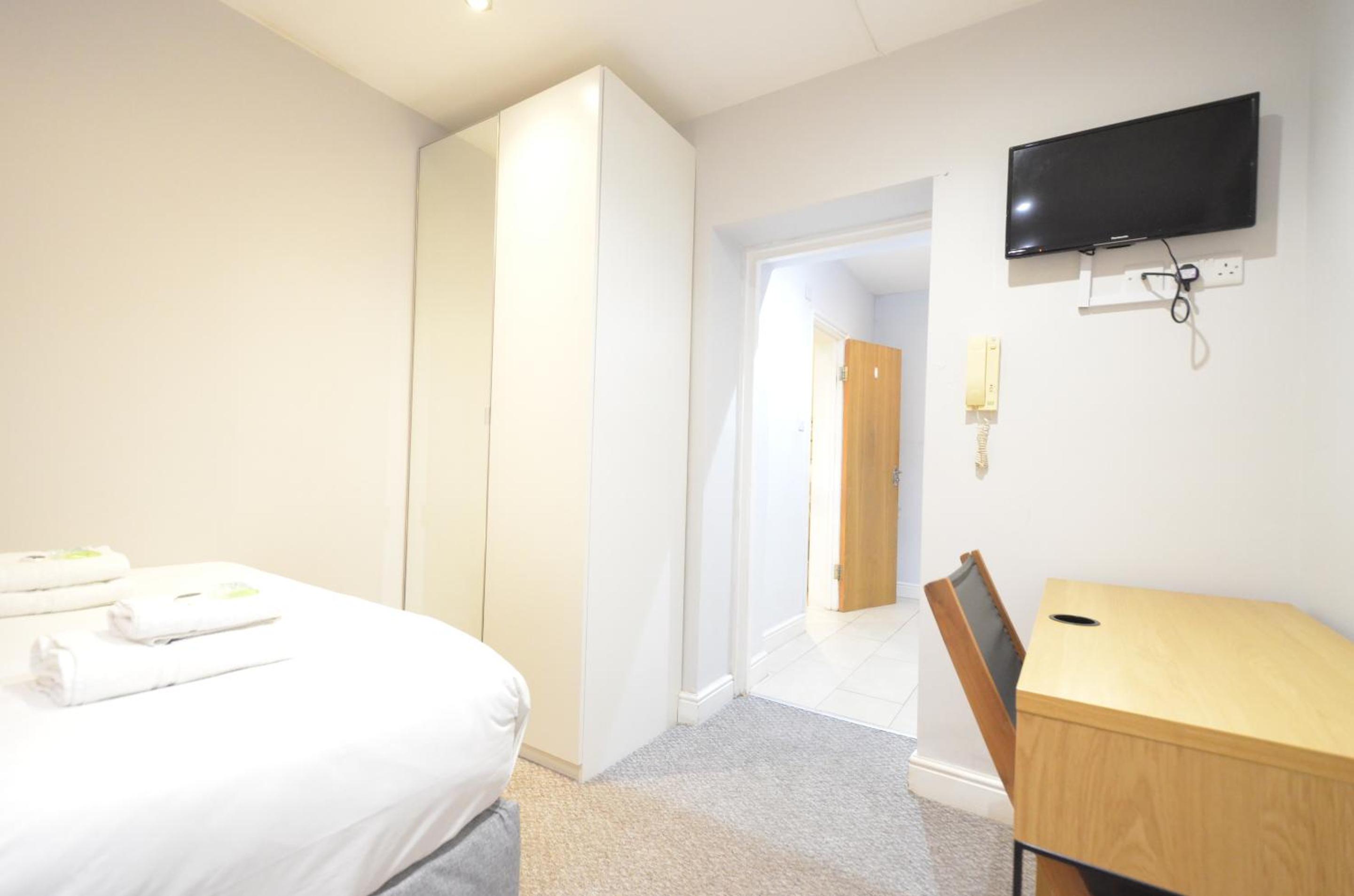 Standard Single Room photo 3
