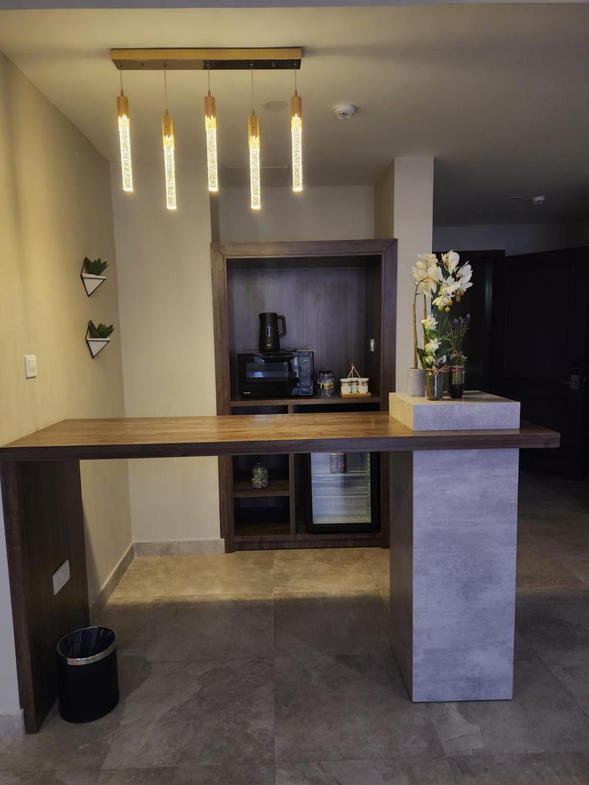 Three-Bedroom Apartment - Photo 19