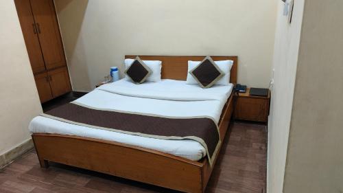 Queen Room photo 3