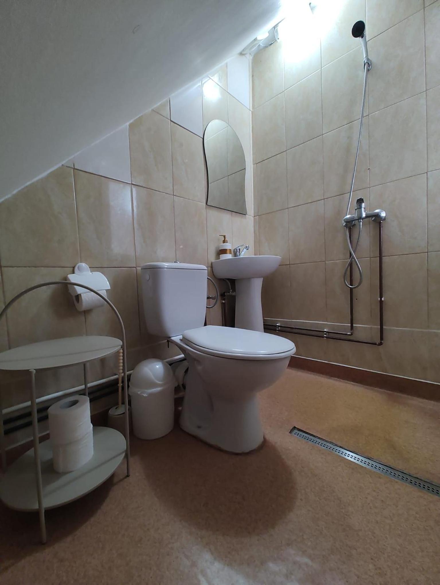 Standard Double Room - Photo 2