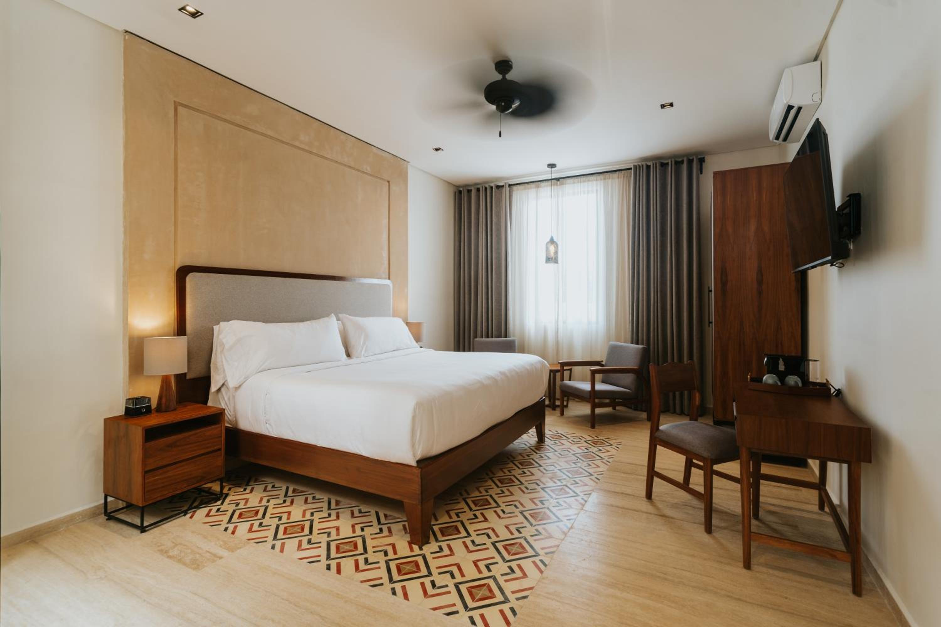 Superior Suite photo 1