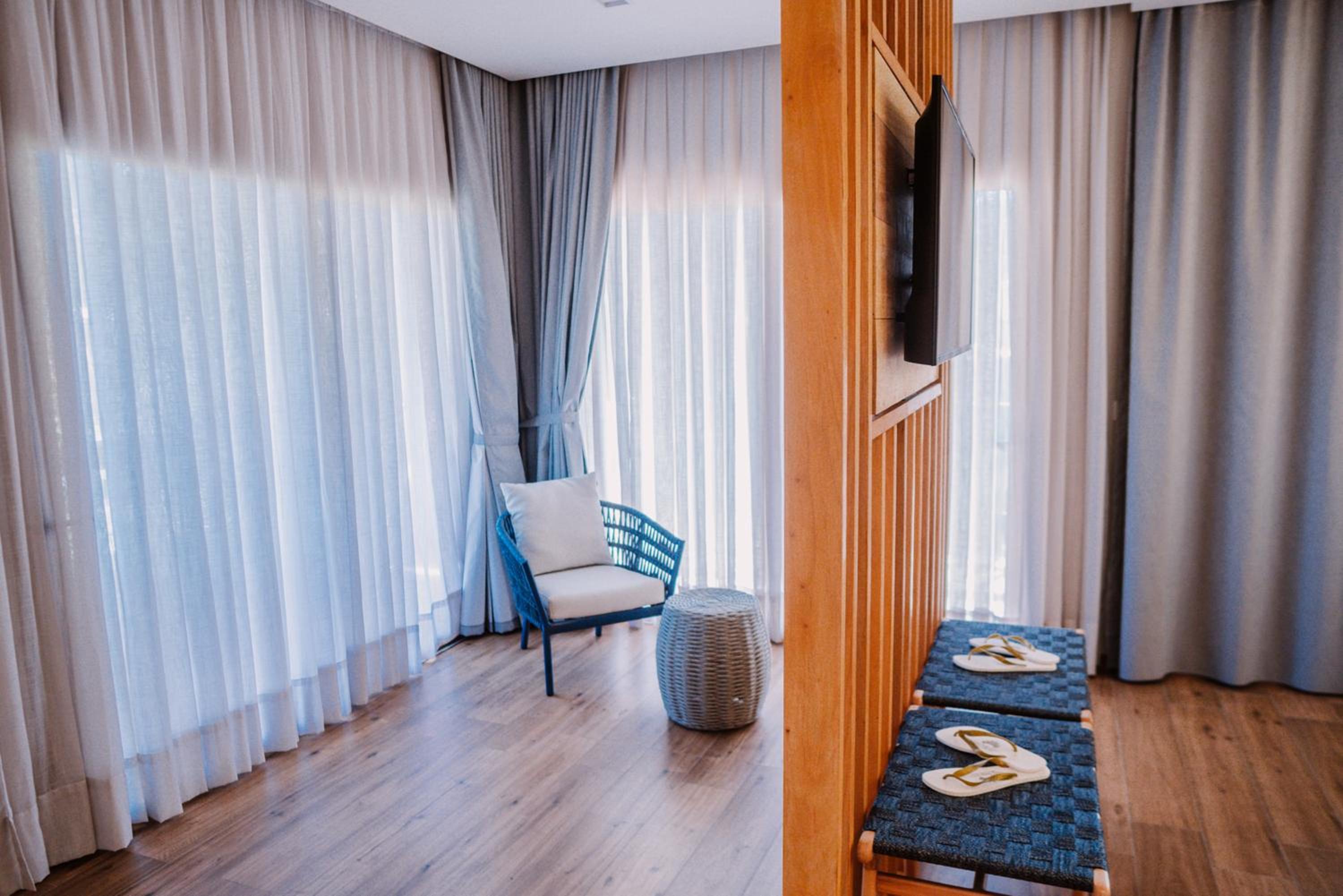 Double Room with Balcony and Spa Bath photo 3
