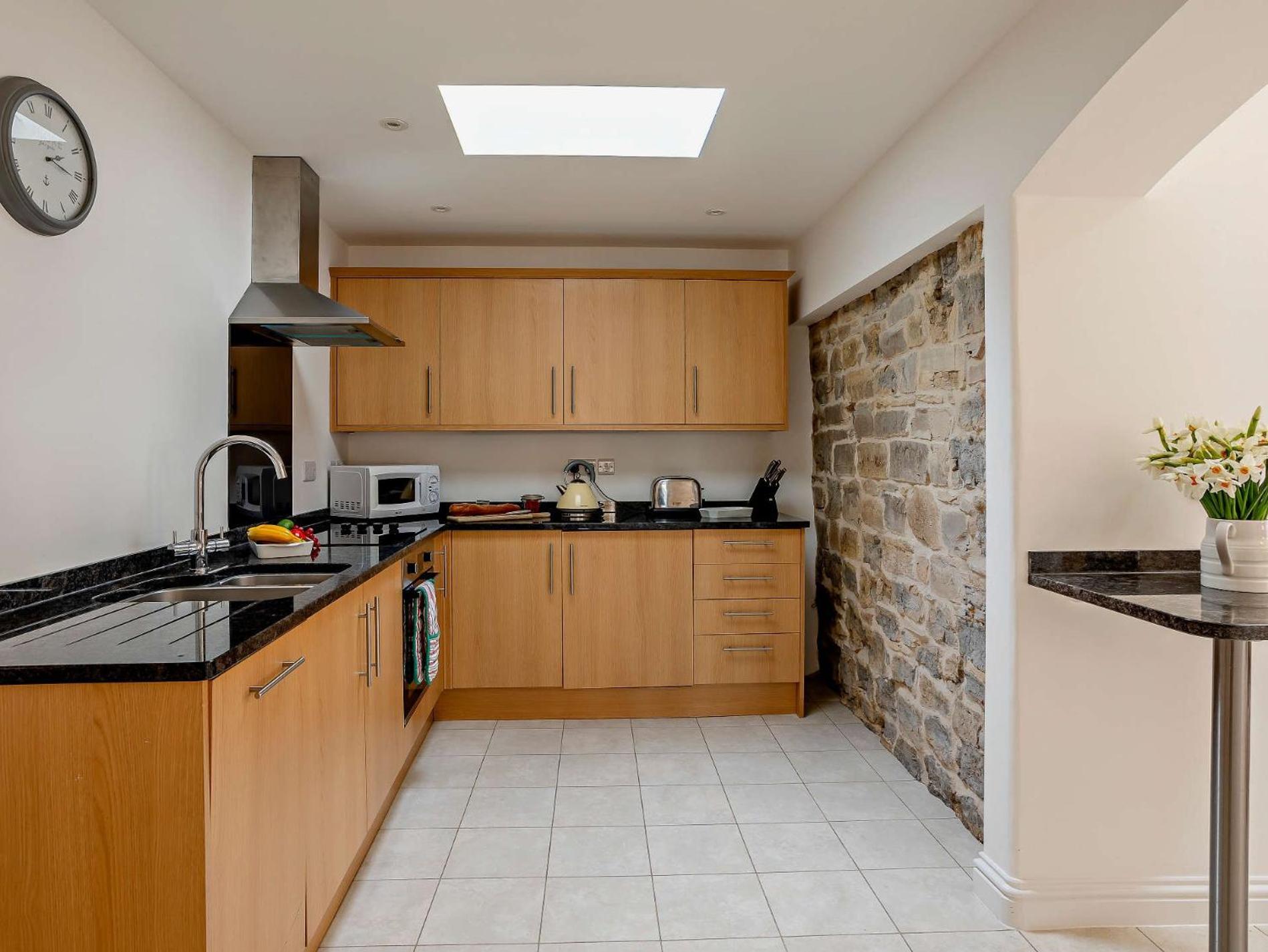 Two-Bedroom House photo 3