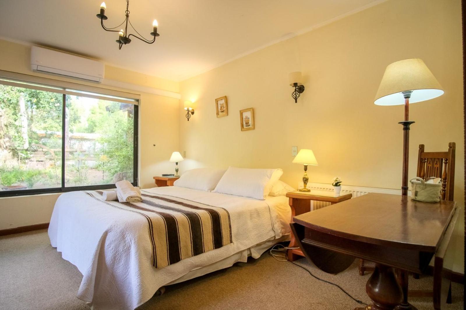 Queen Suite photo 1