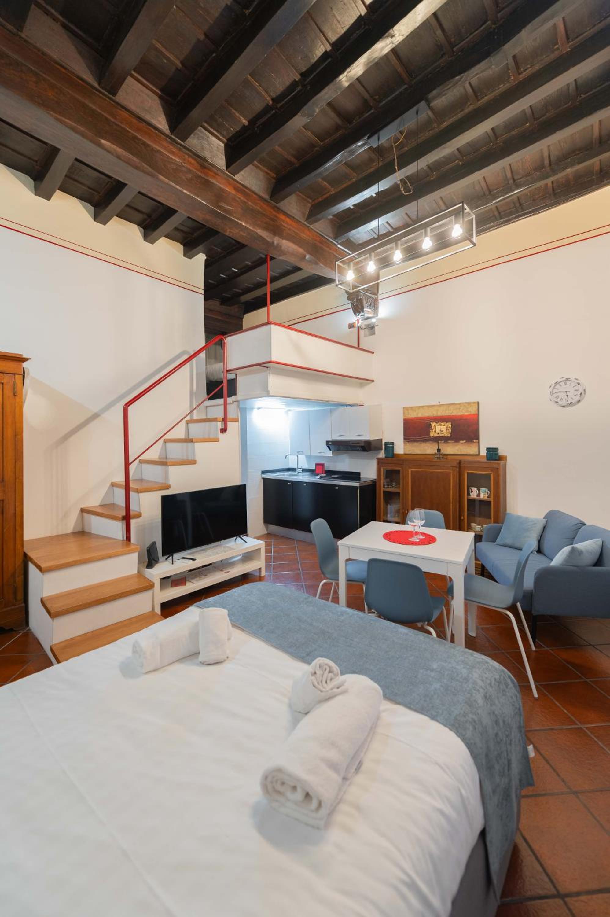 One-Bedroom Apartment