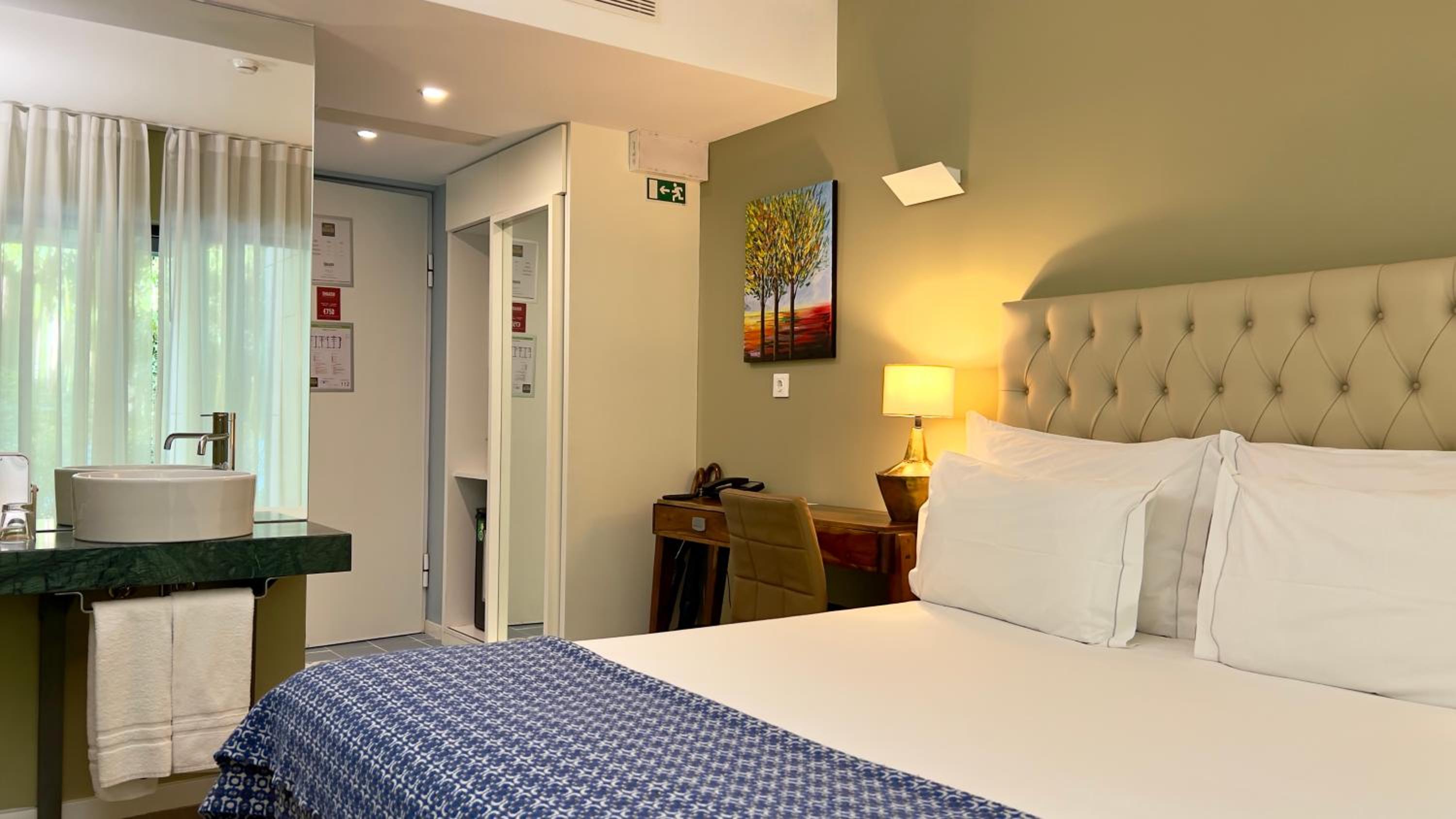 Double Room with Garden View - Photo 13
