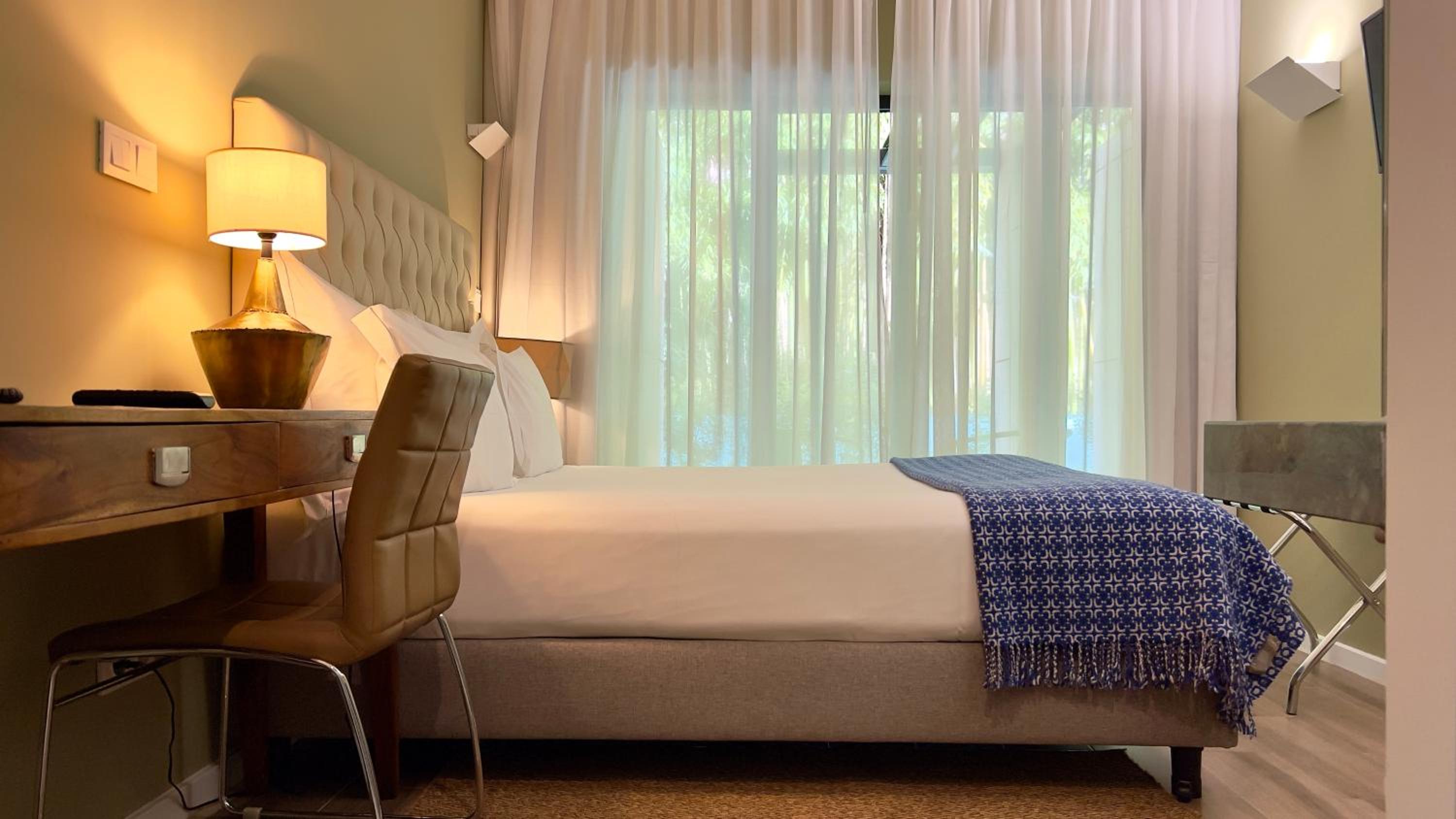 Double Room with Garden View - Photo 7