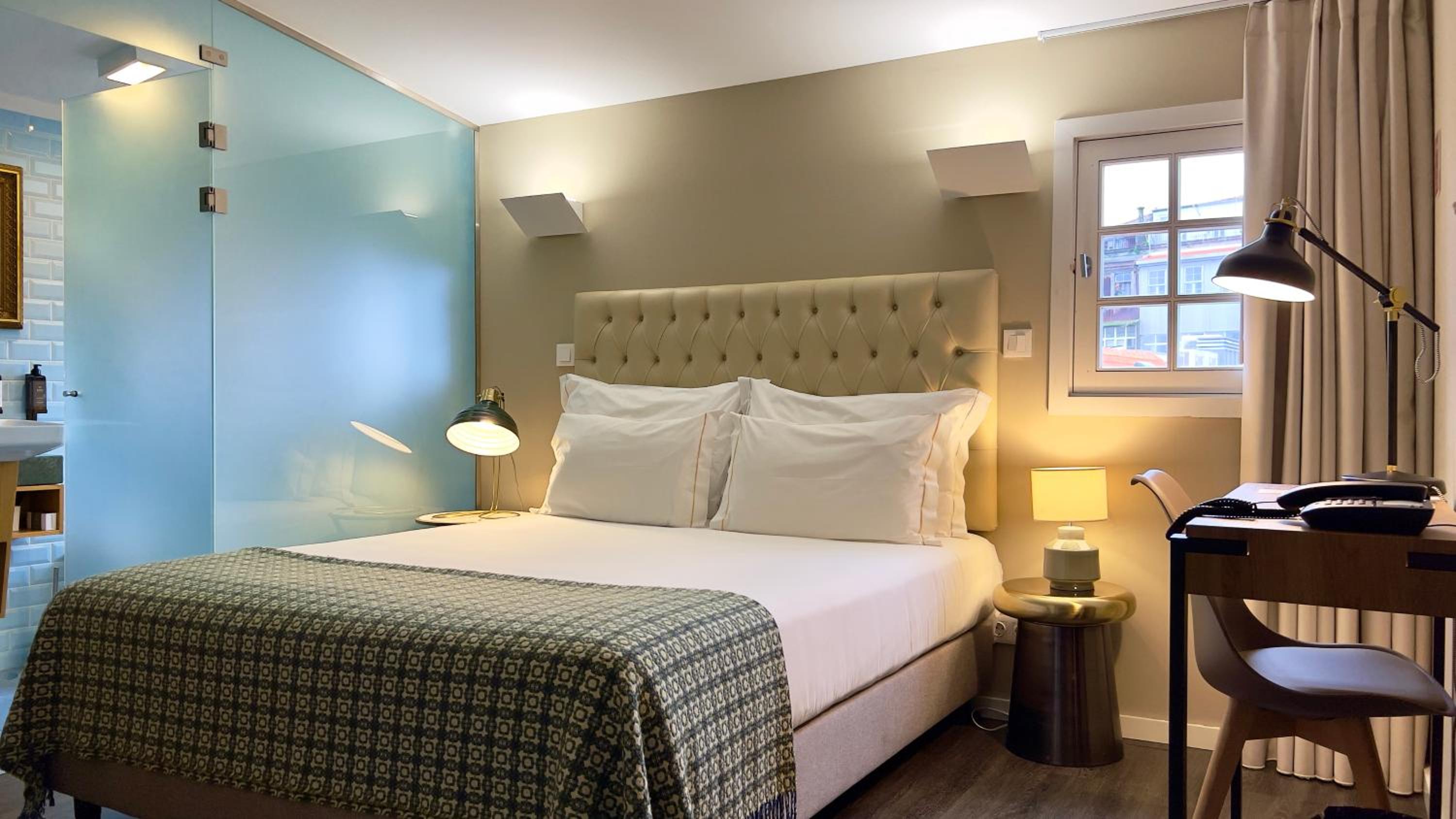 Double Room - Photo 6