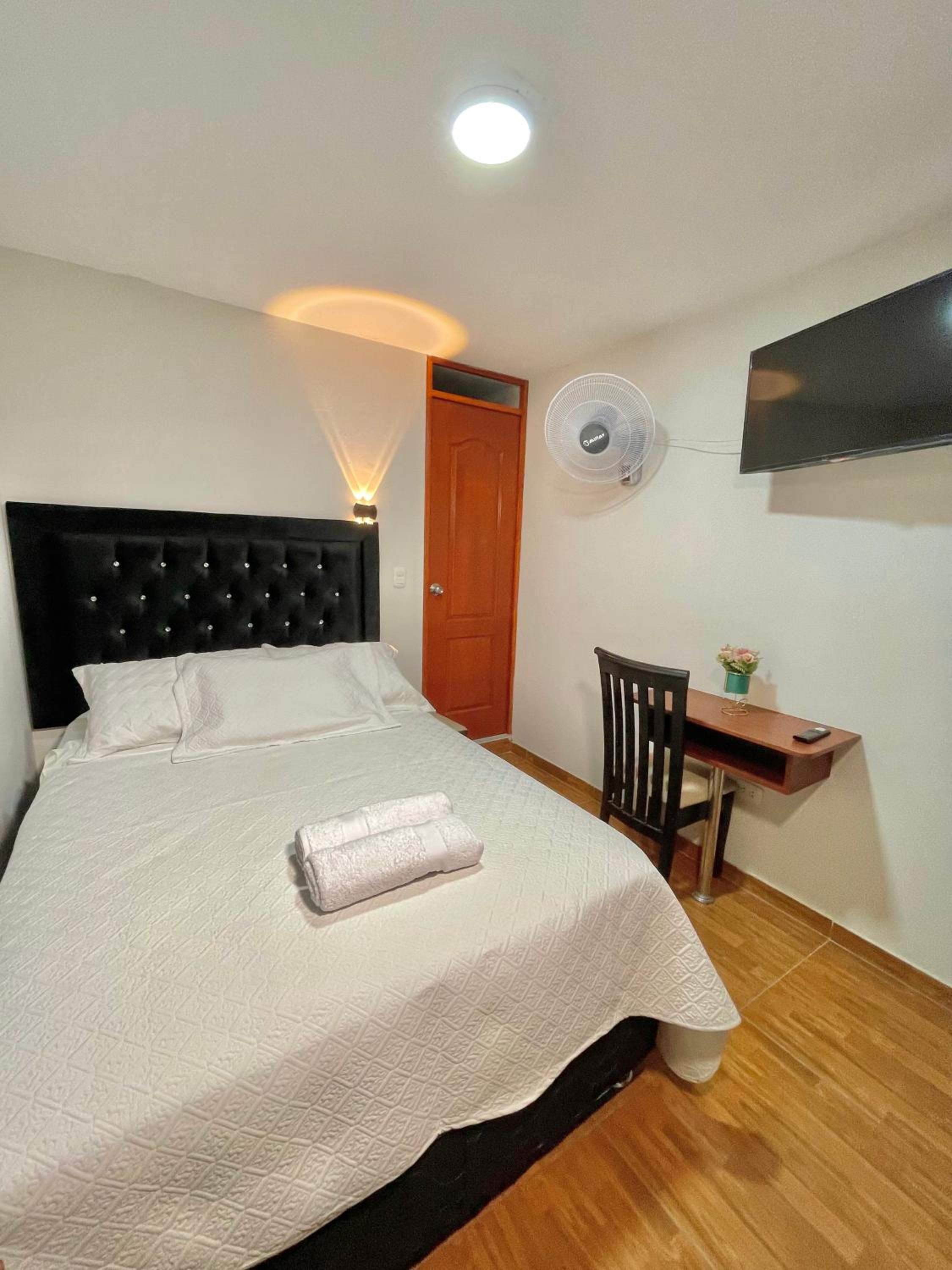 Single Room photo 3