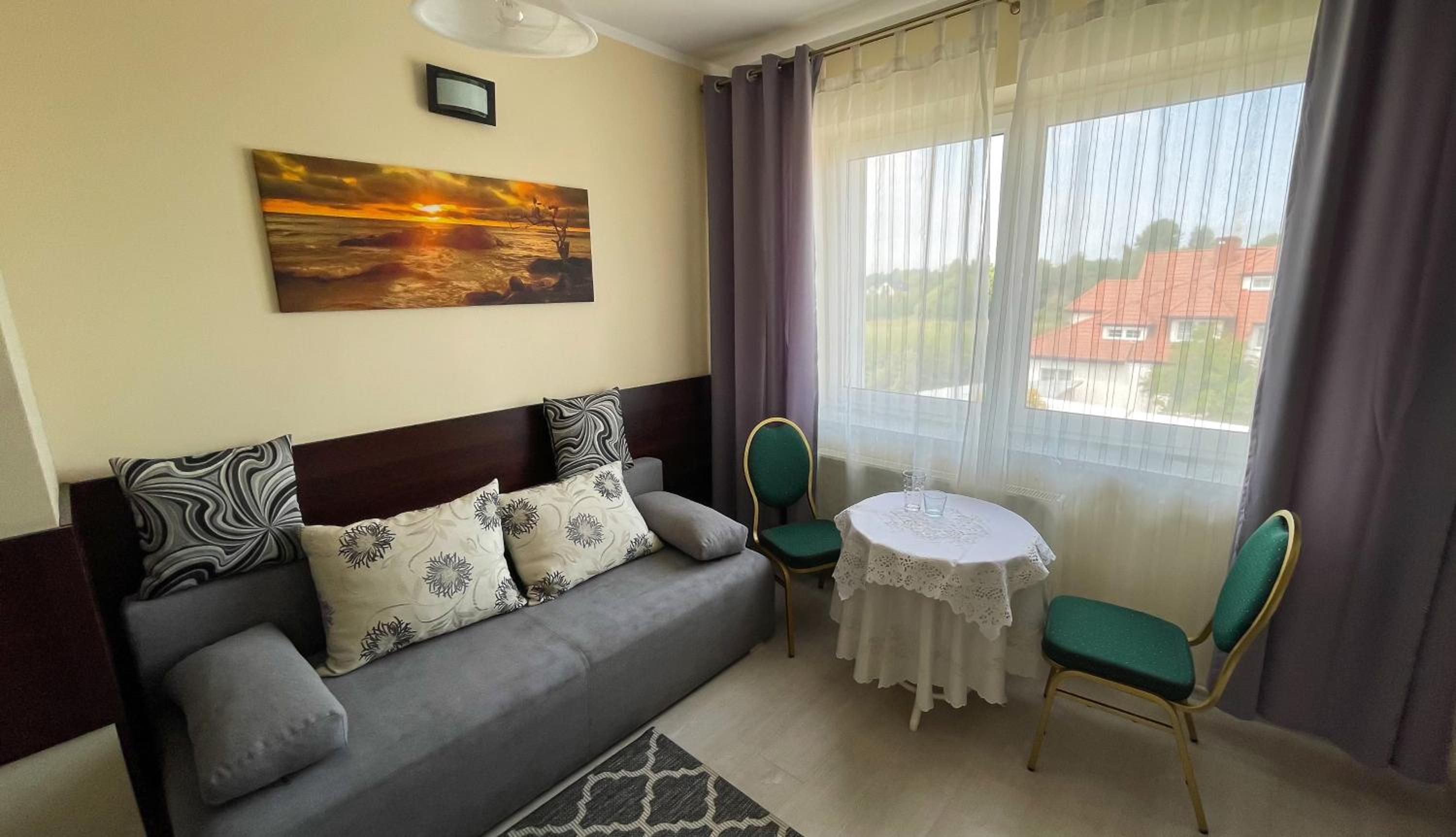 Large Double Room photo 1