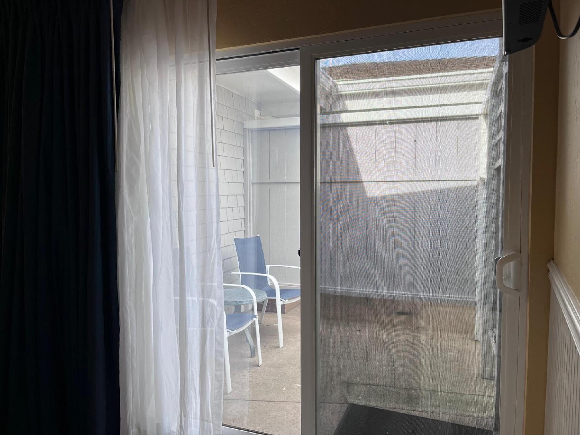 Deluxe Double Room - Photo 12