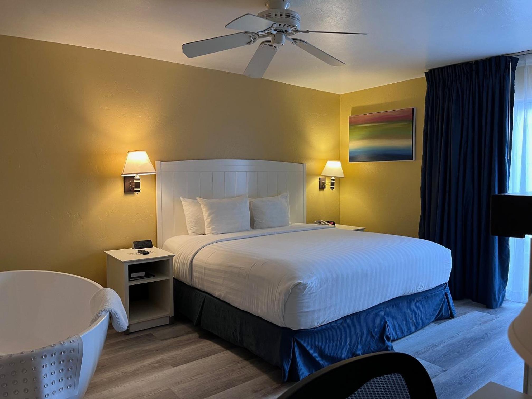Deluxe Double Room - Photo 3