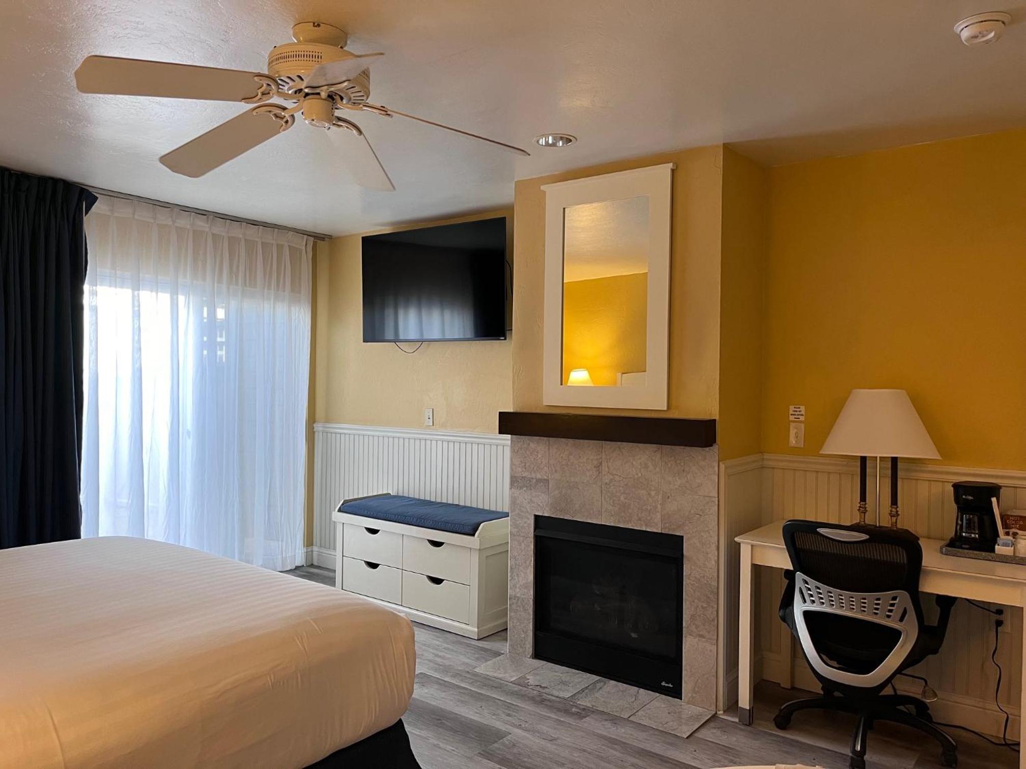 Deluxe Double Room - Photo 4