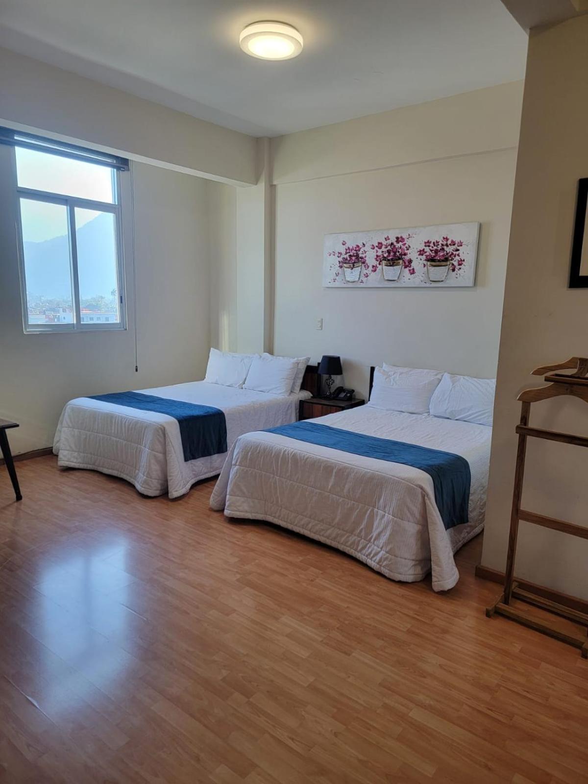Double Room with Two Double Beds photo 2