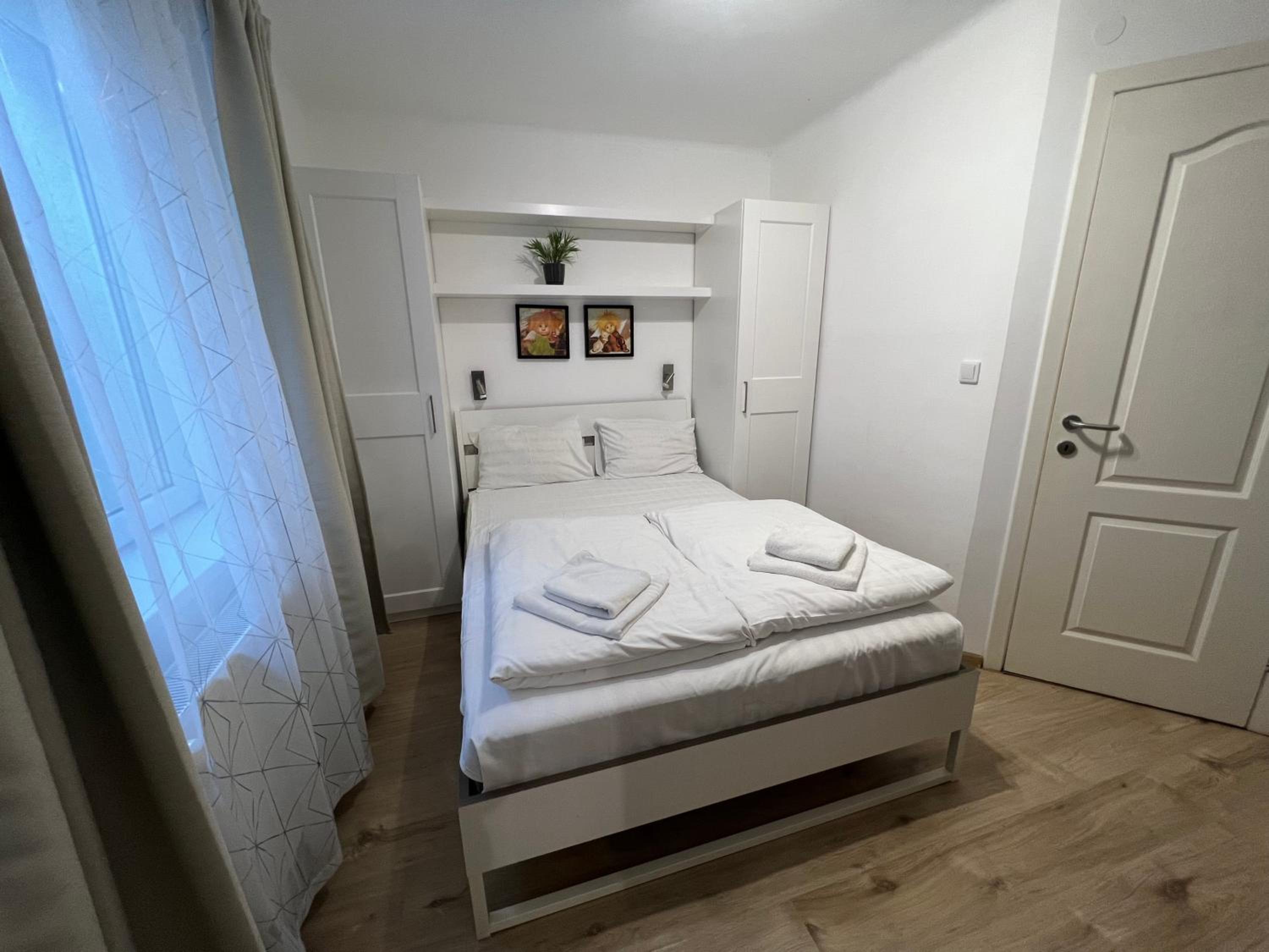 Budget Double Room photo 1