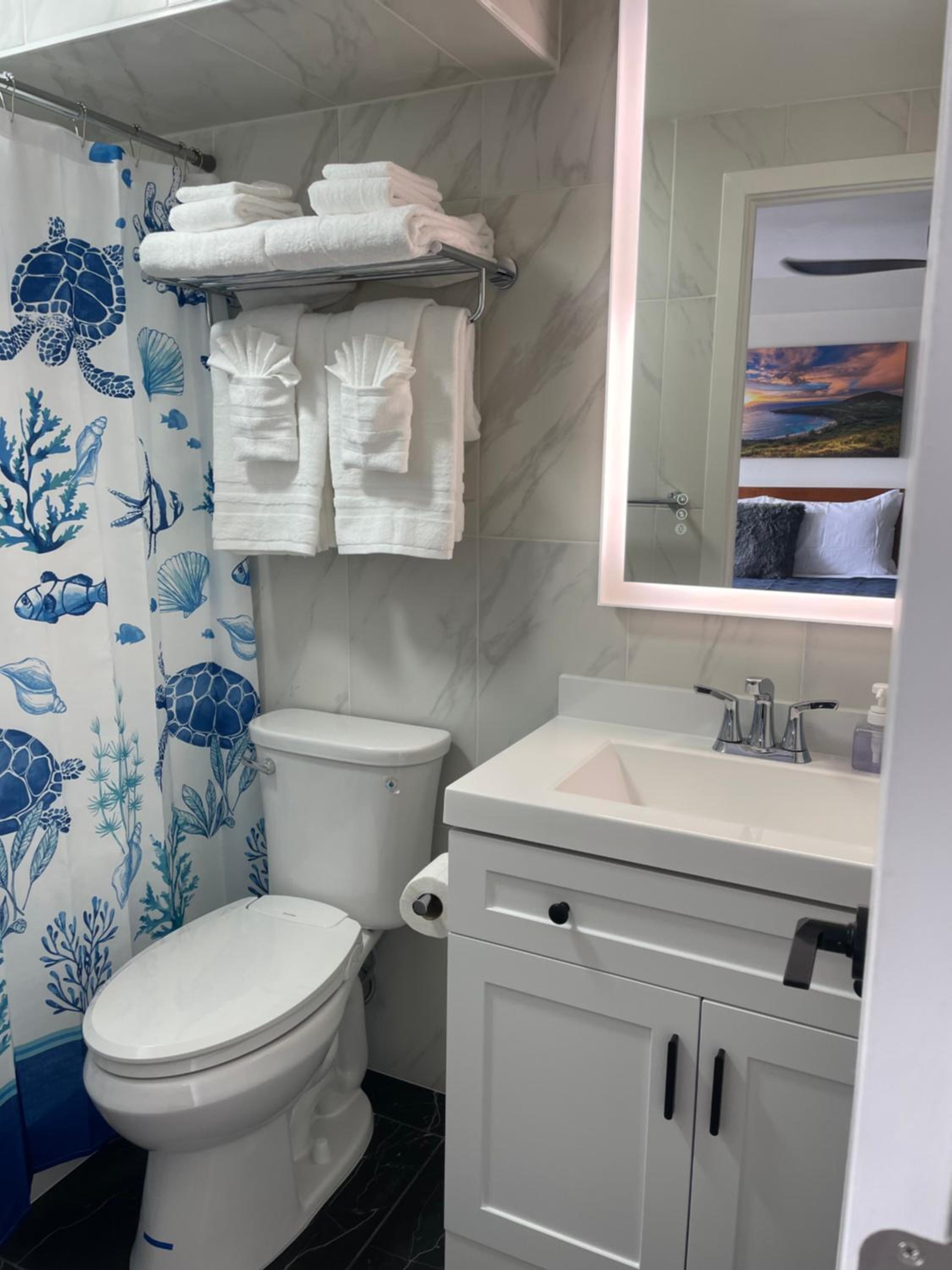 Contemporary Ocean View Suite - Heart of Waikiki!: Studio with Sea View photo