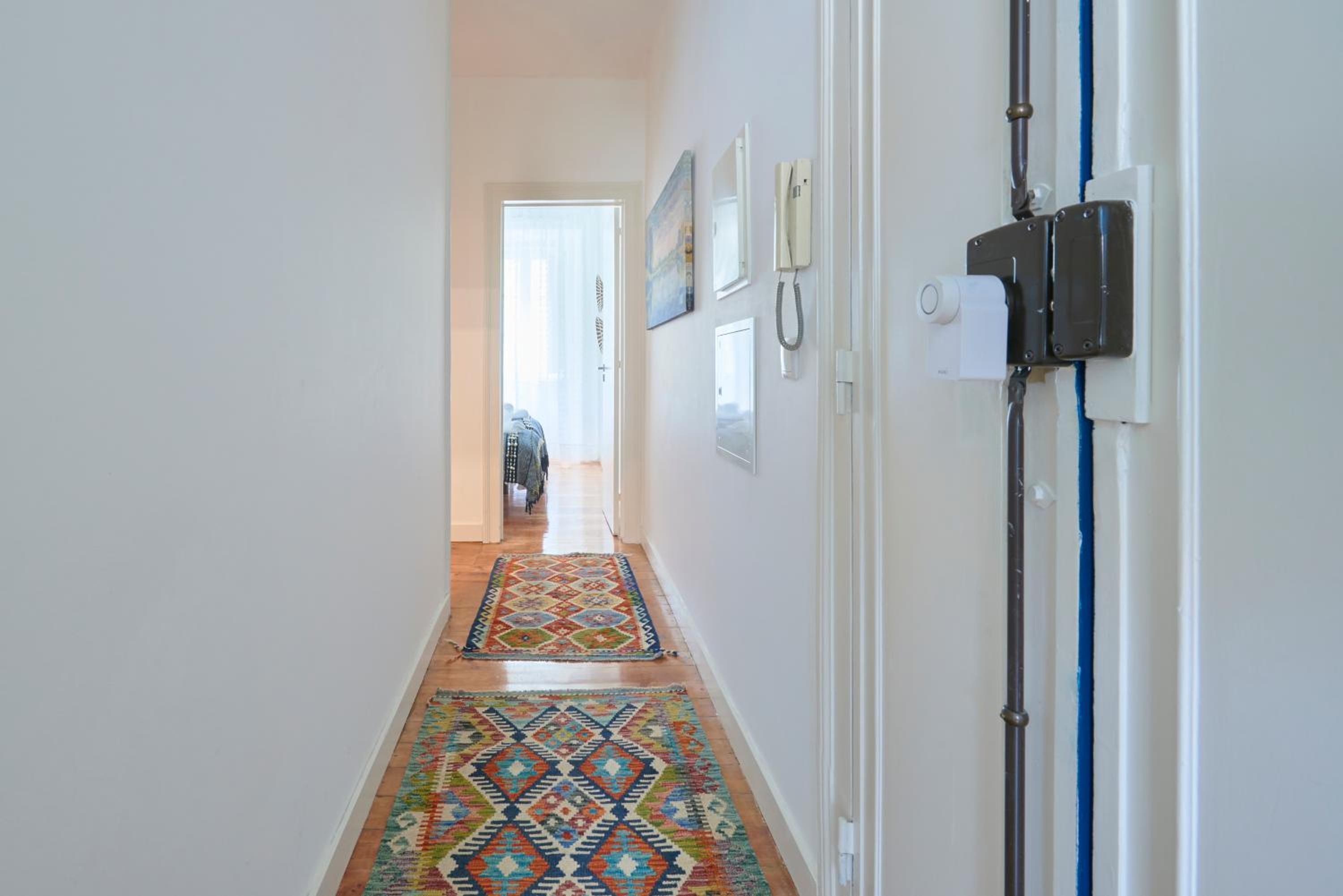 Three-Bedroom Apartment photo 2