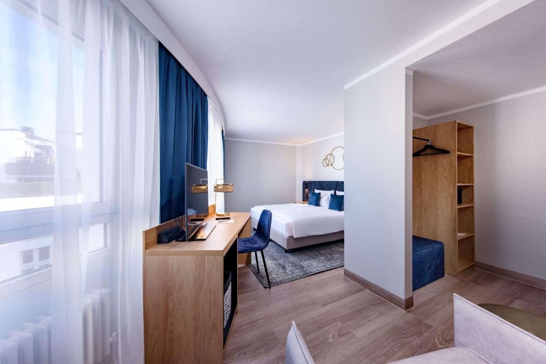Superior Double Room - Photo 12