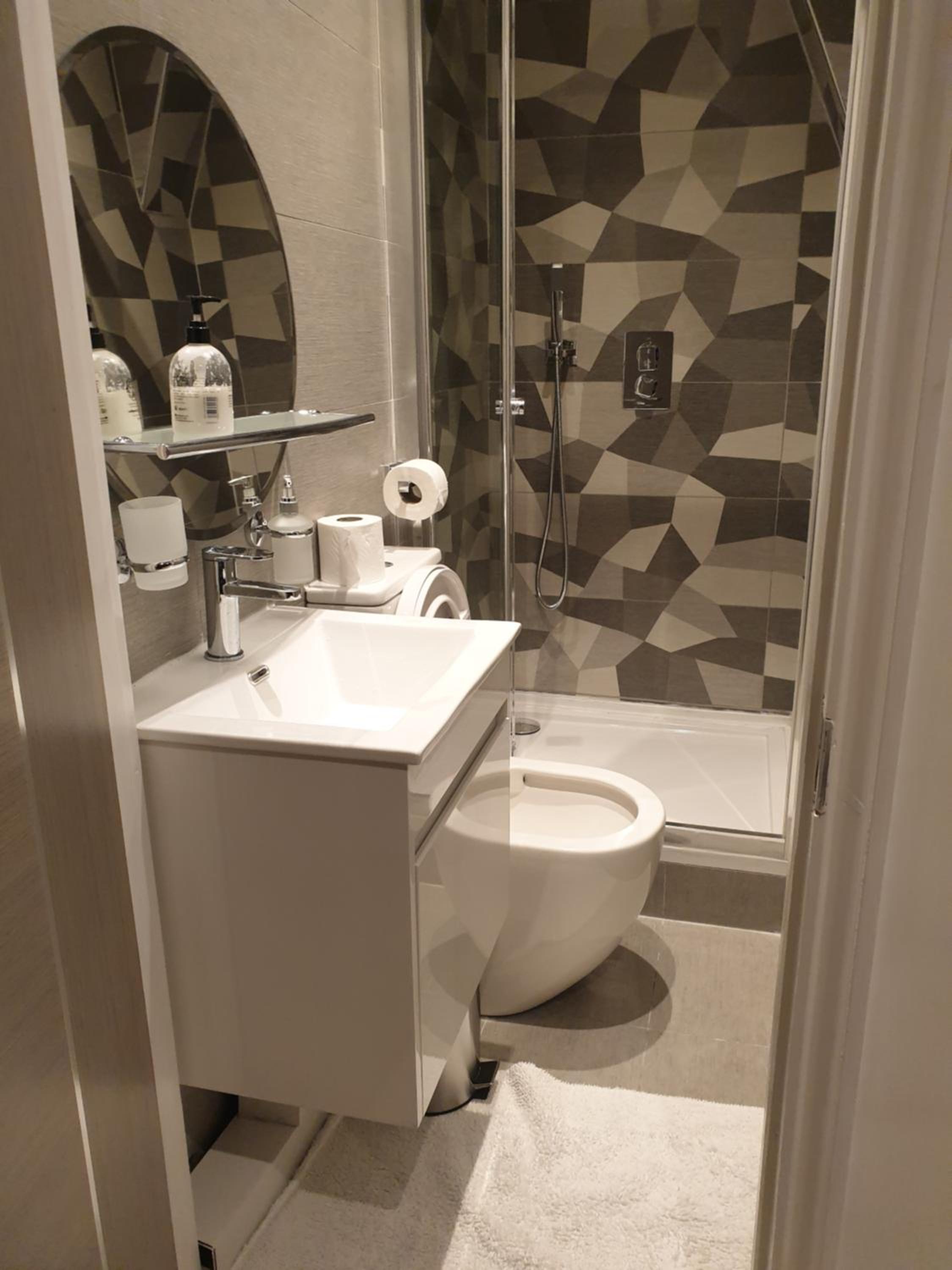 Double Room with Private Bathroom photo 3
