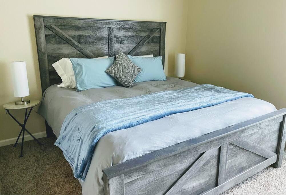 Four-Bedroom House photo 1