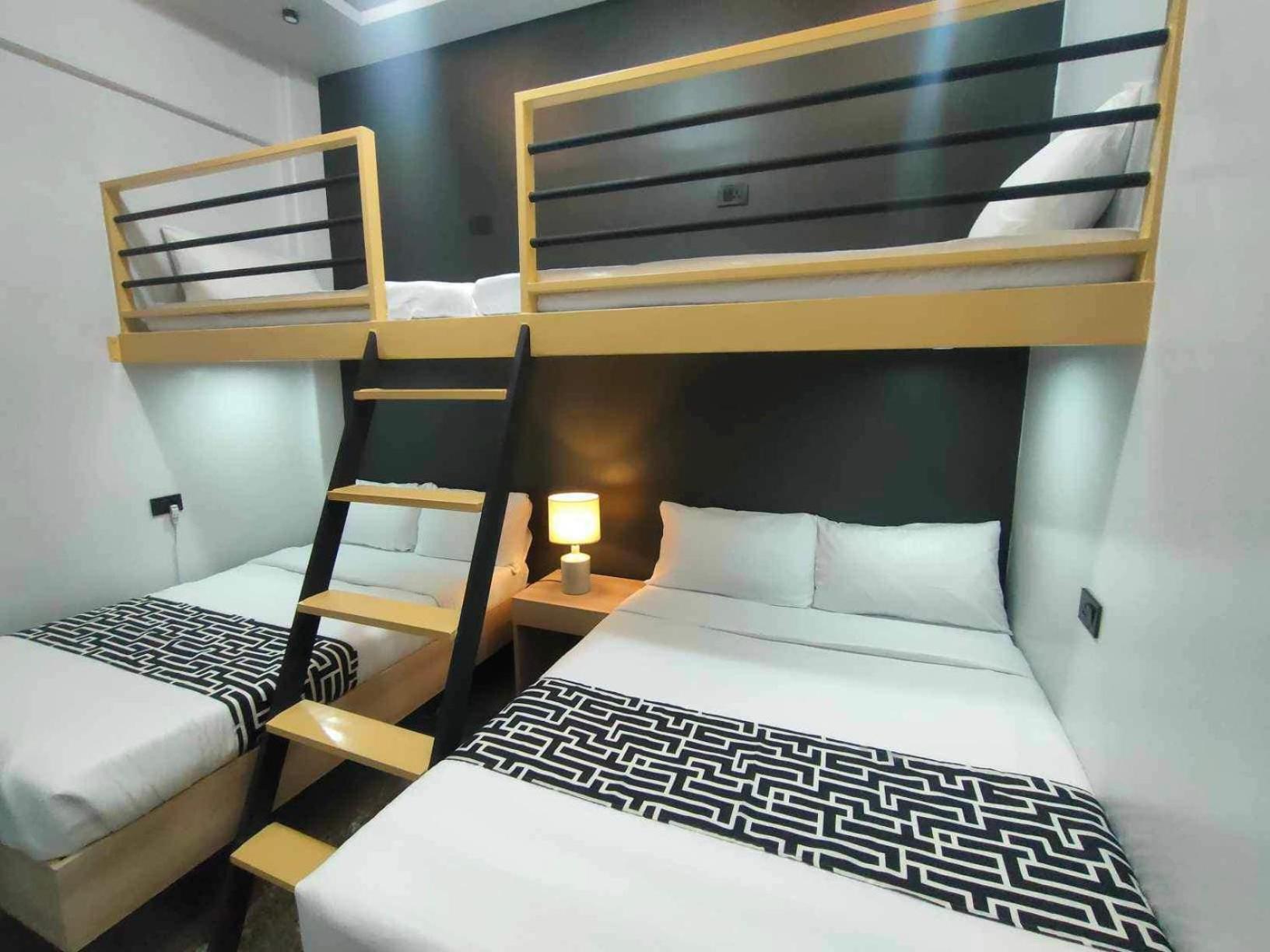 Three-Bedroom Suite photo 2