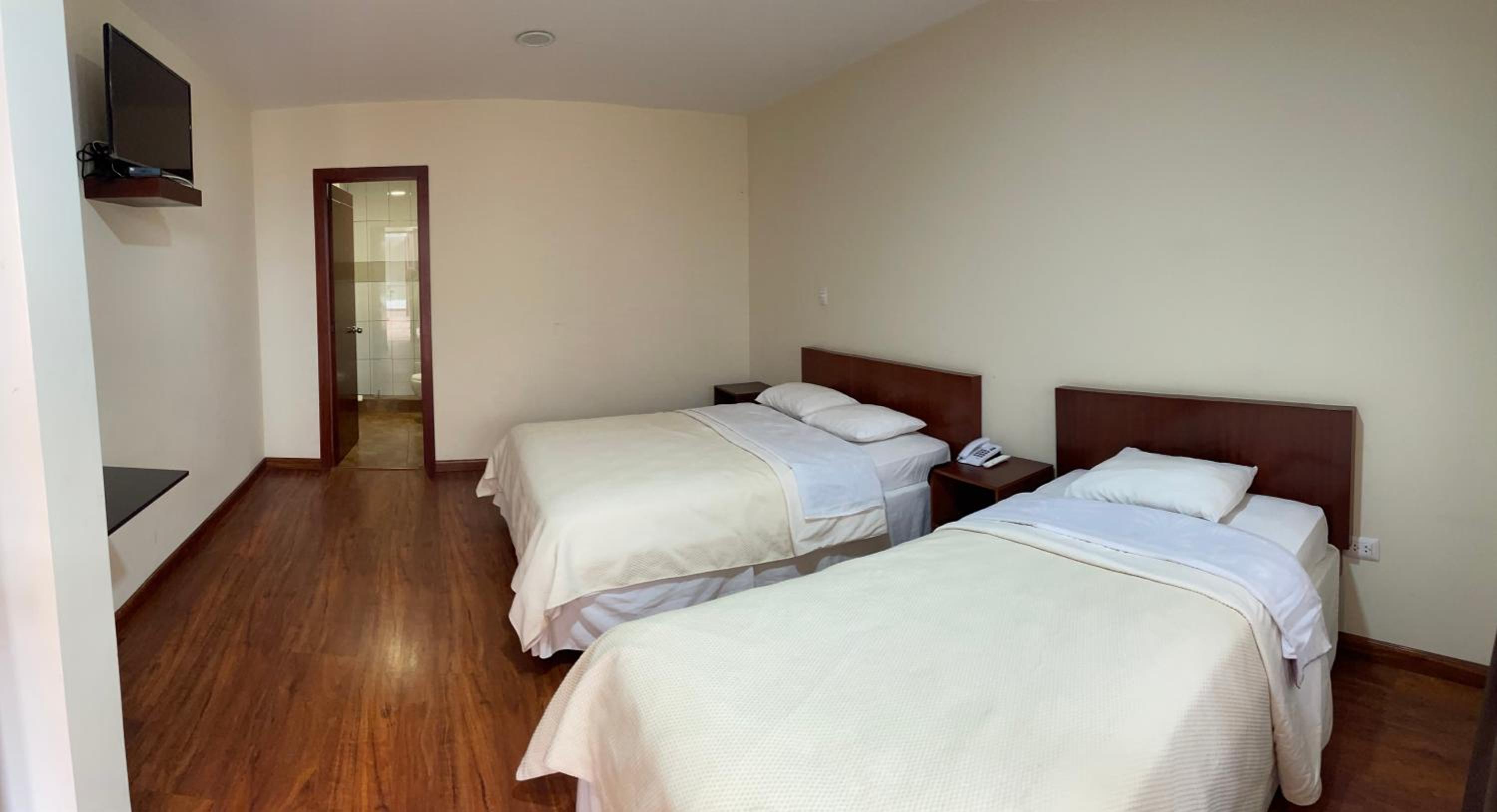 Budget Double Room photo 2