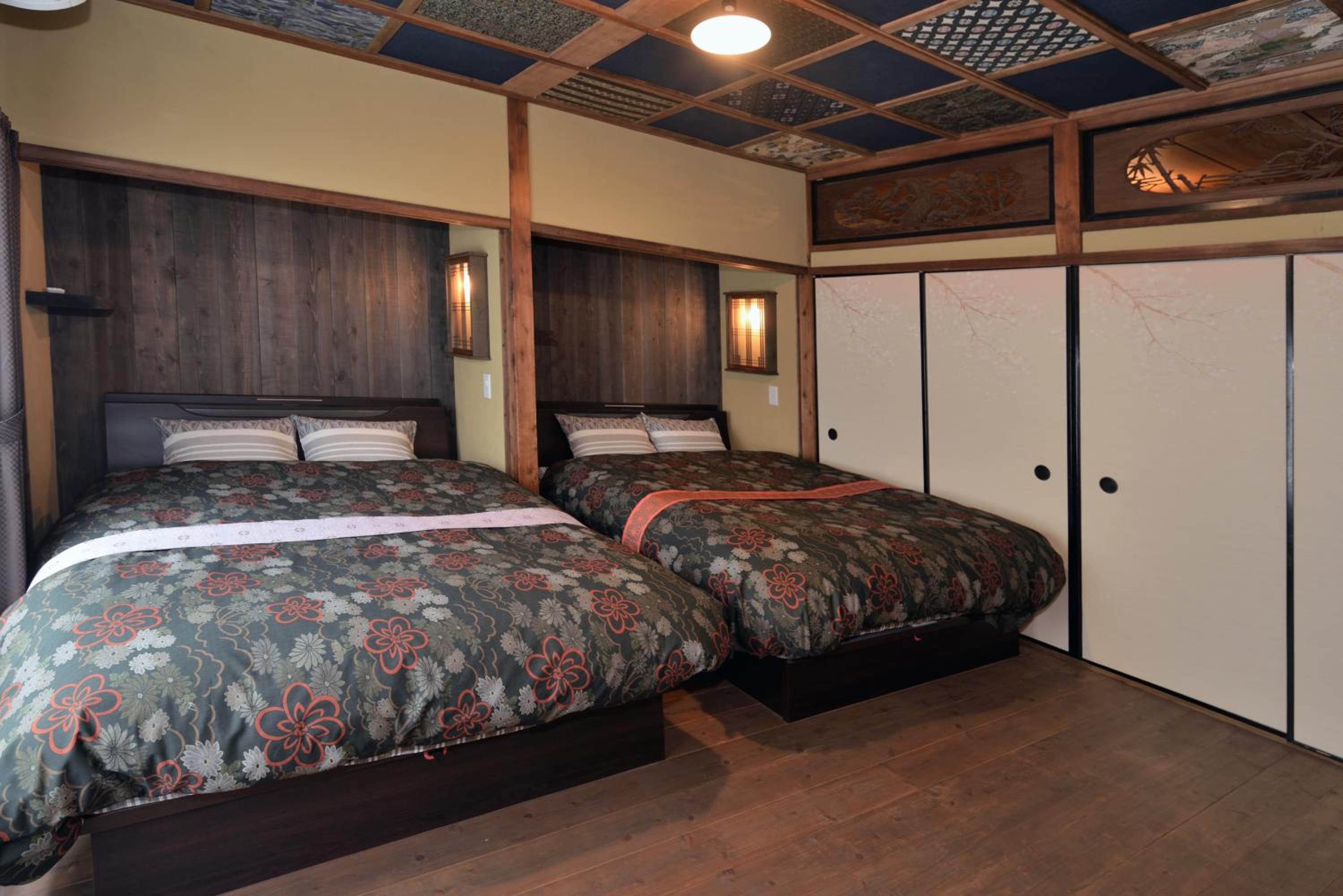 Japanese-Style Room