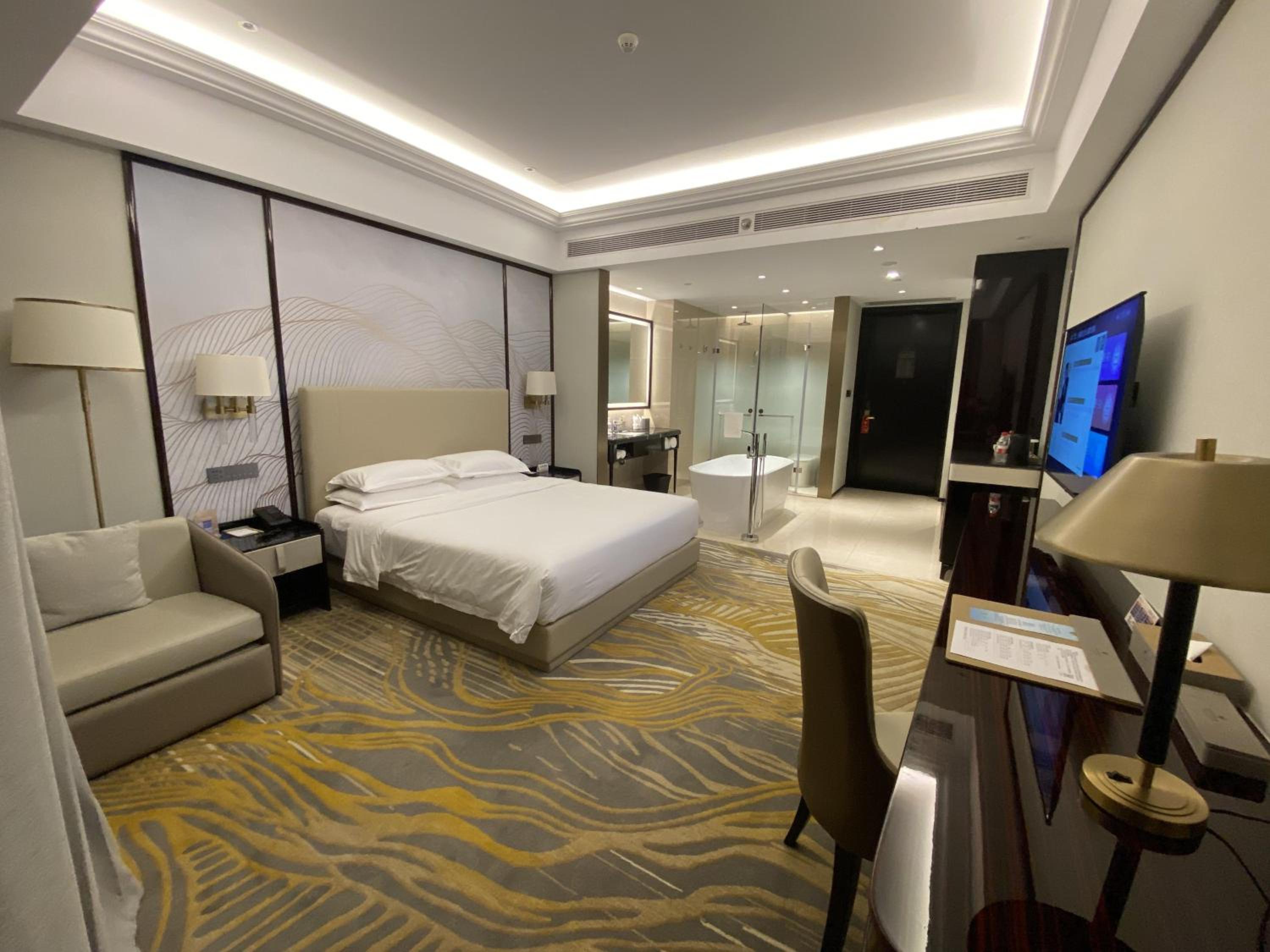 Executive Queen Room photo 1