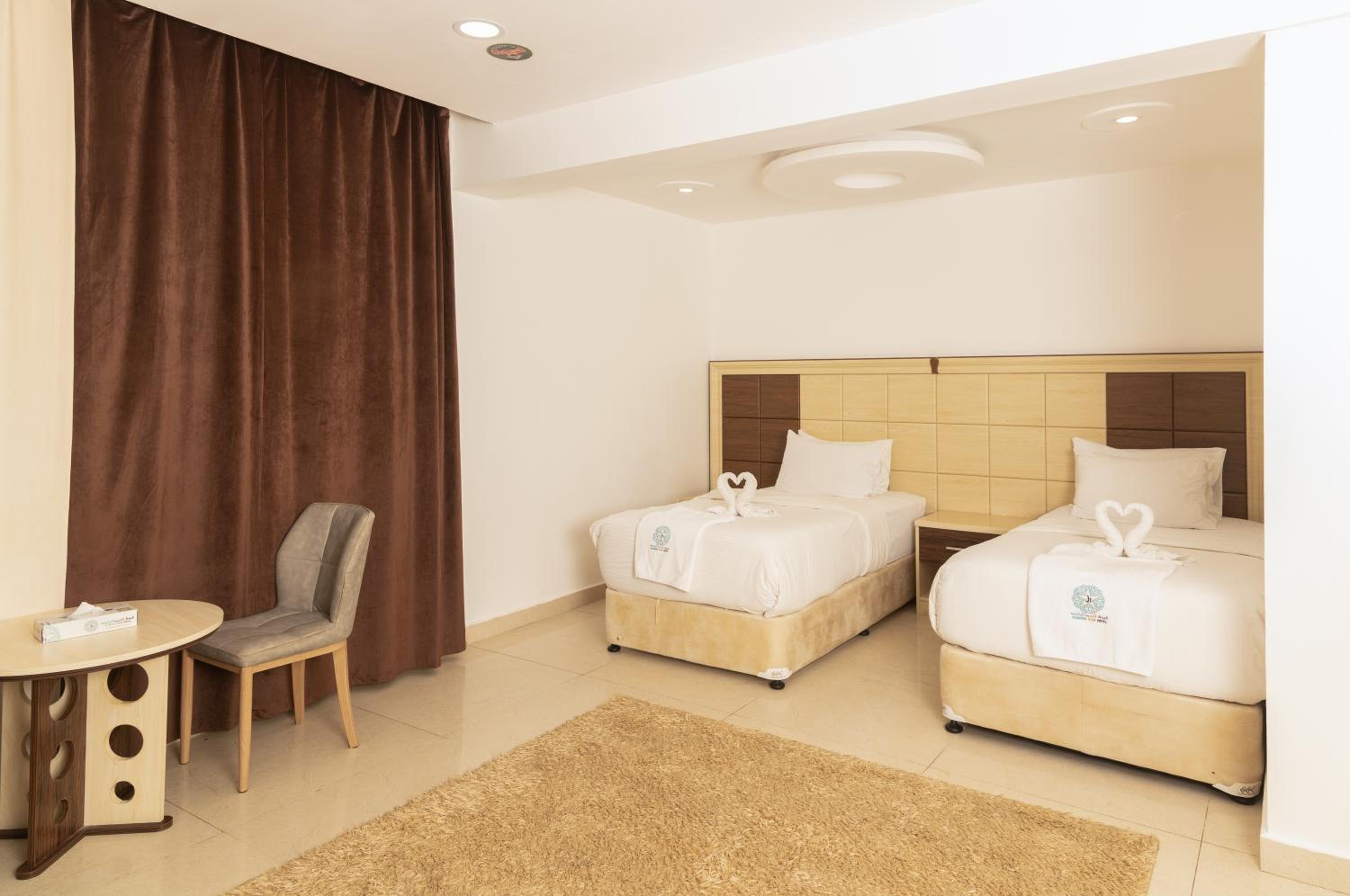Standard Twin Room photo 1