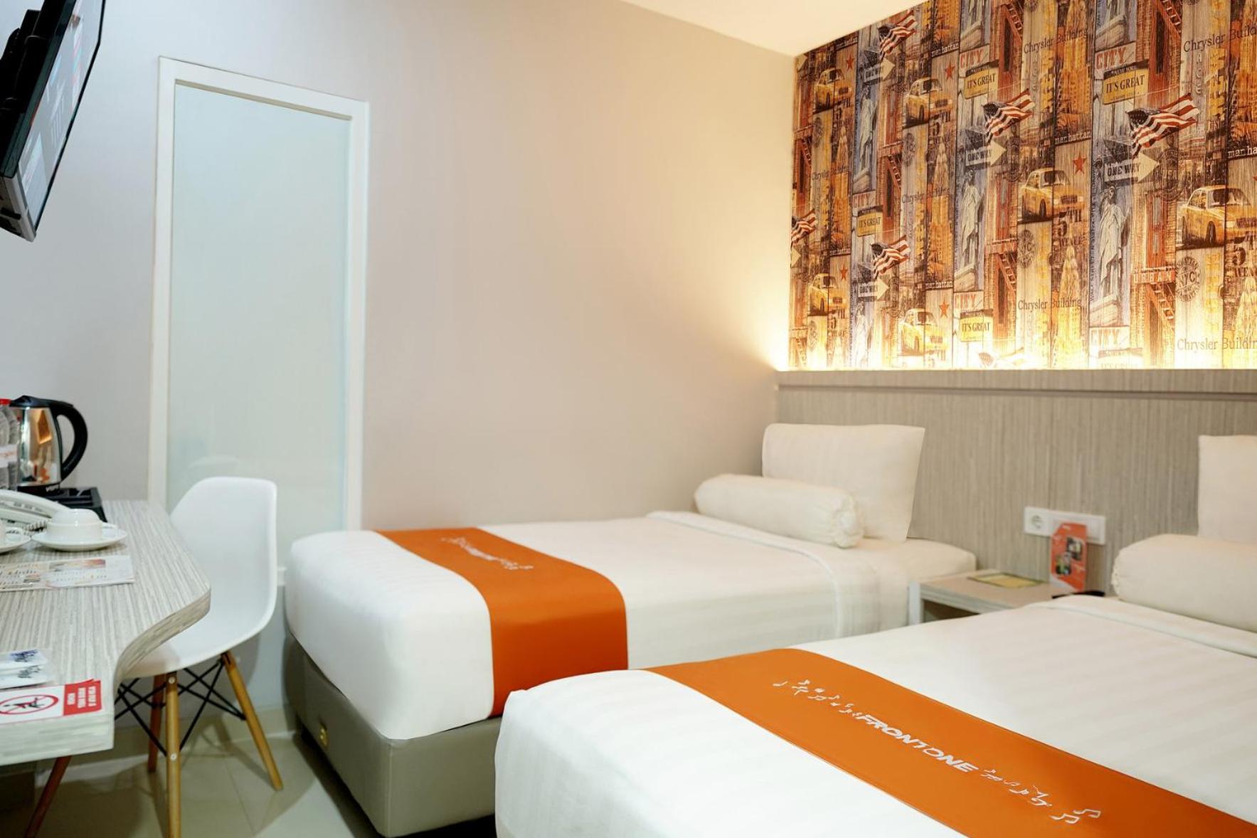 Standard Twin Room - Photo 1
