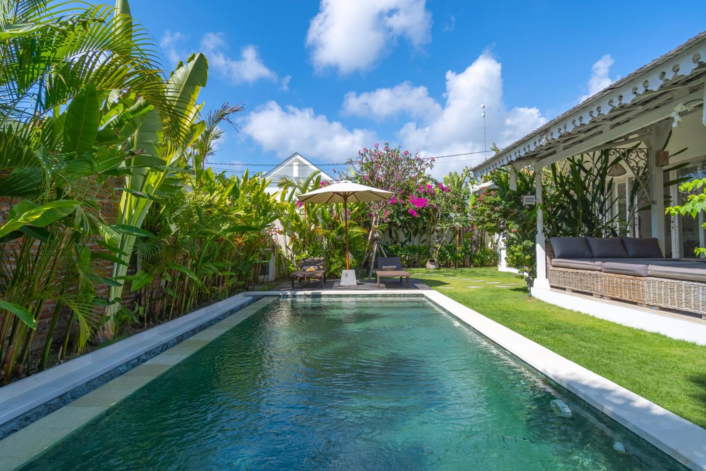 Villa photo 3